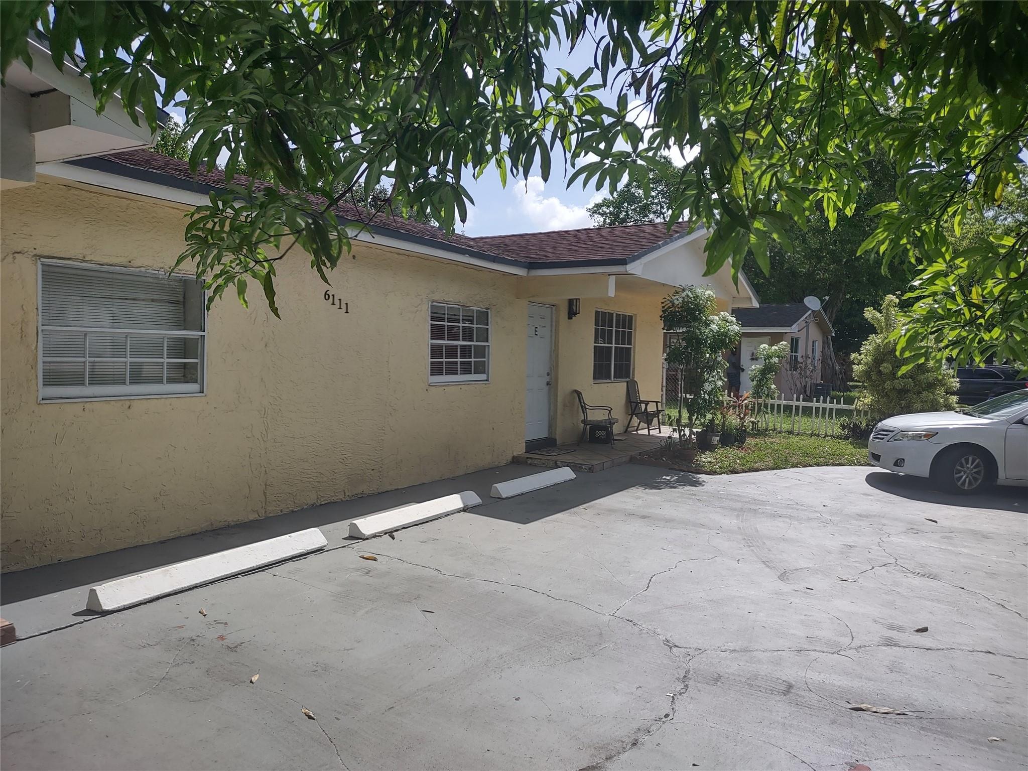 Coral Heights 22-4 B - Residential Income