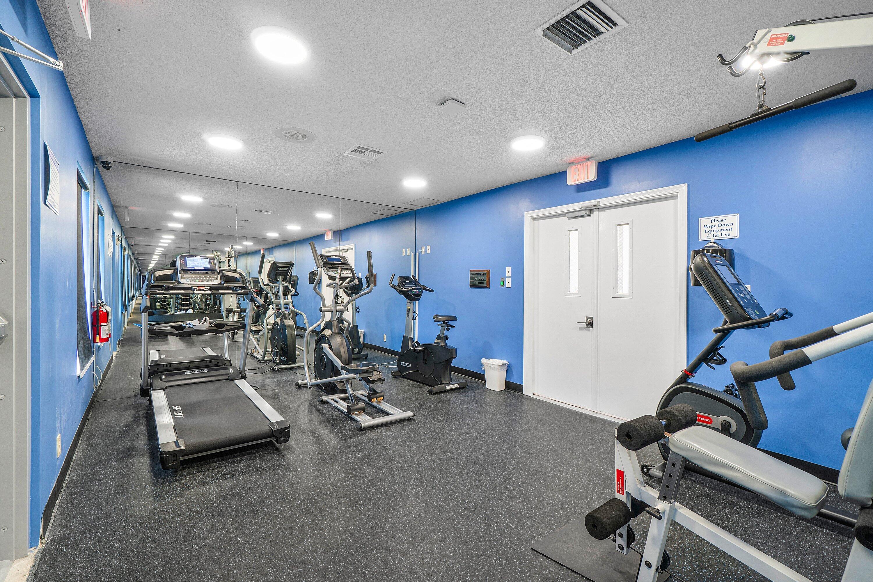 MONTEREY LAKE - Residential