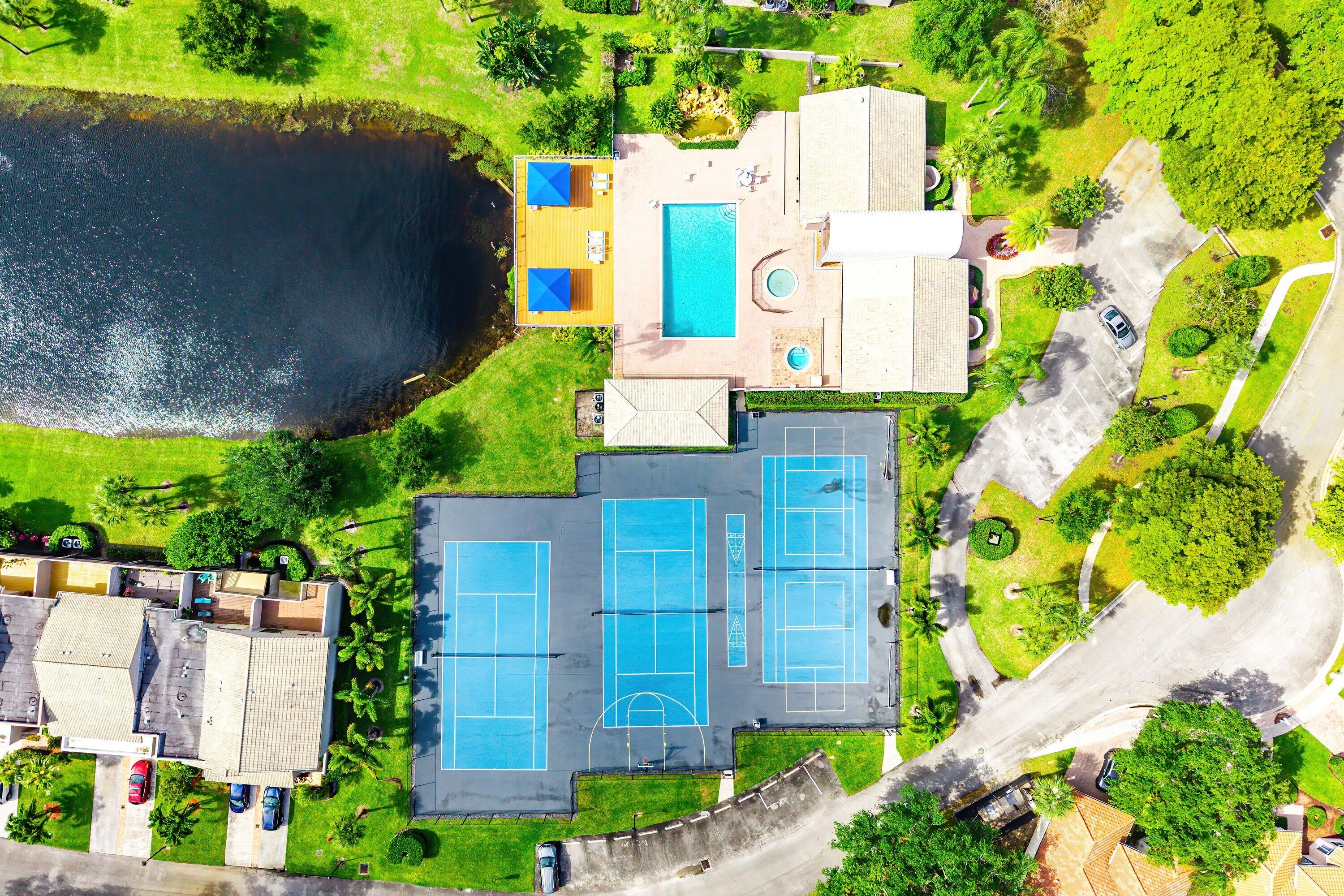 MONTEREY LAKE - Residential