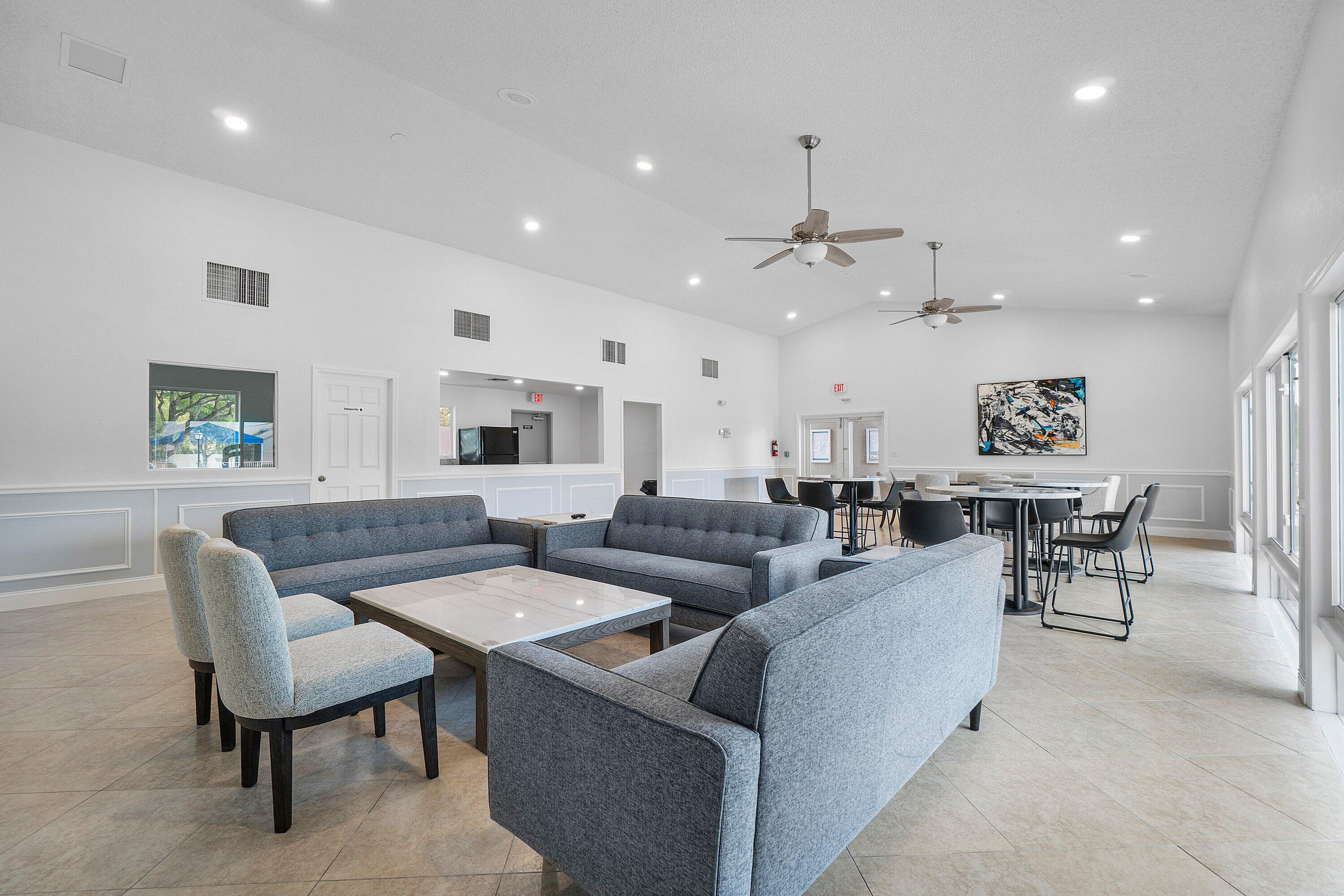 MONTEREY LAKE - Residential