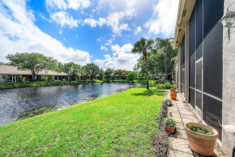 Tiny photo for 5315 Monterey Circle #F, Delray Beach, FL 33484 (MLS # B26017478)