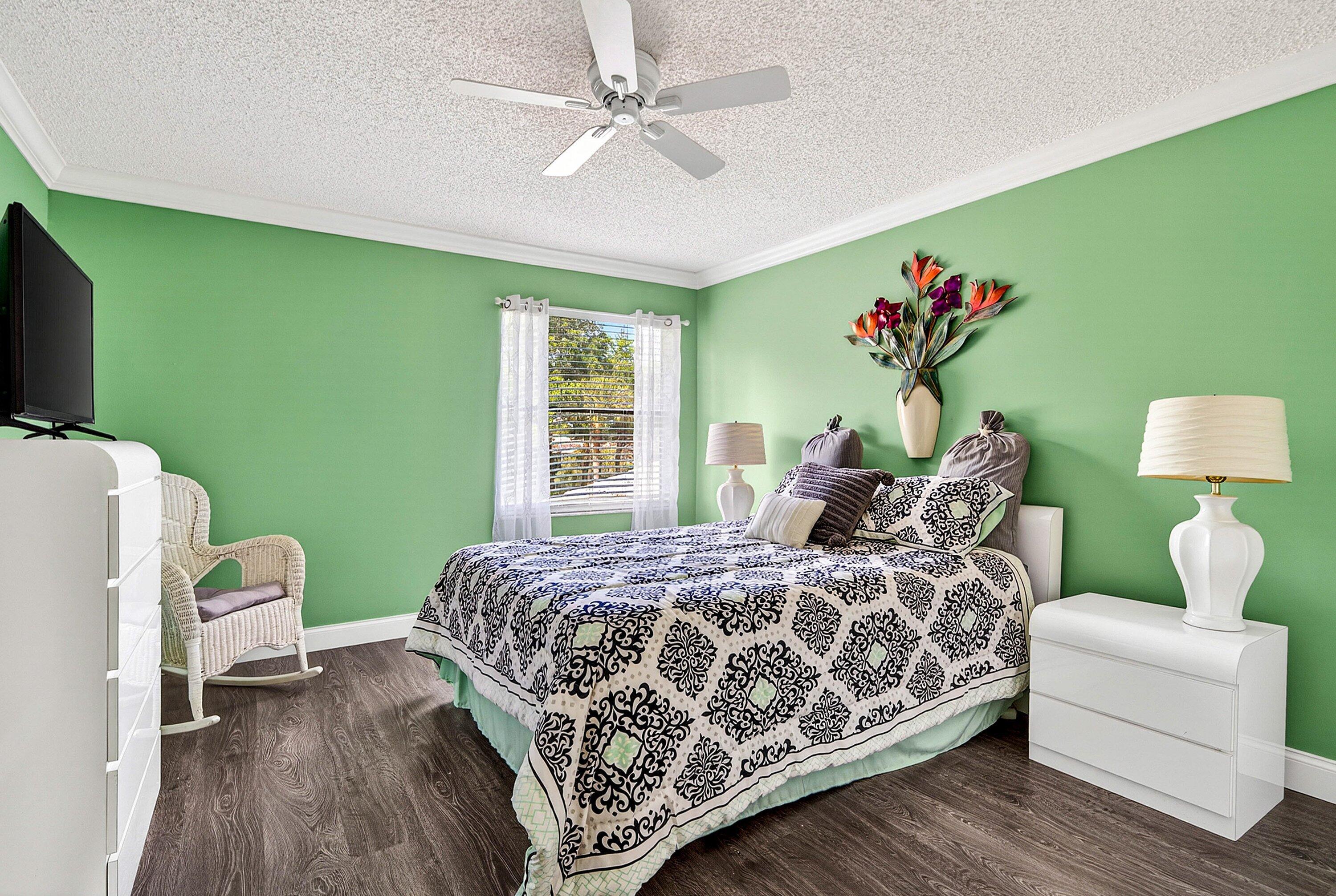 MONTEREY LAKE - Residential