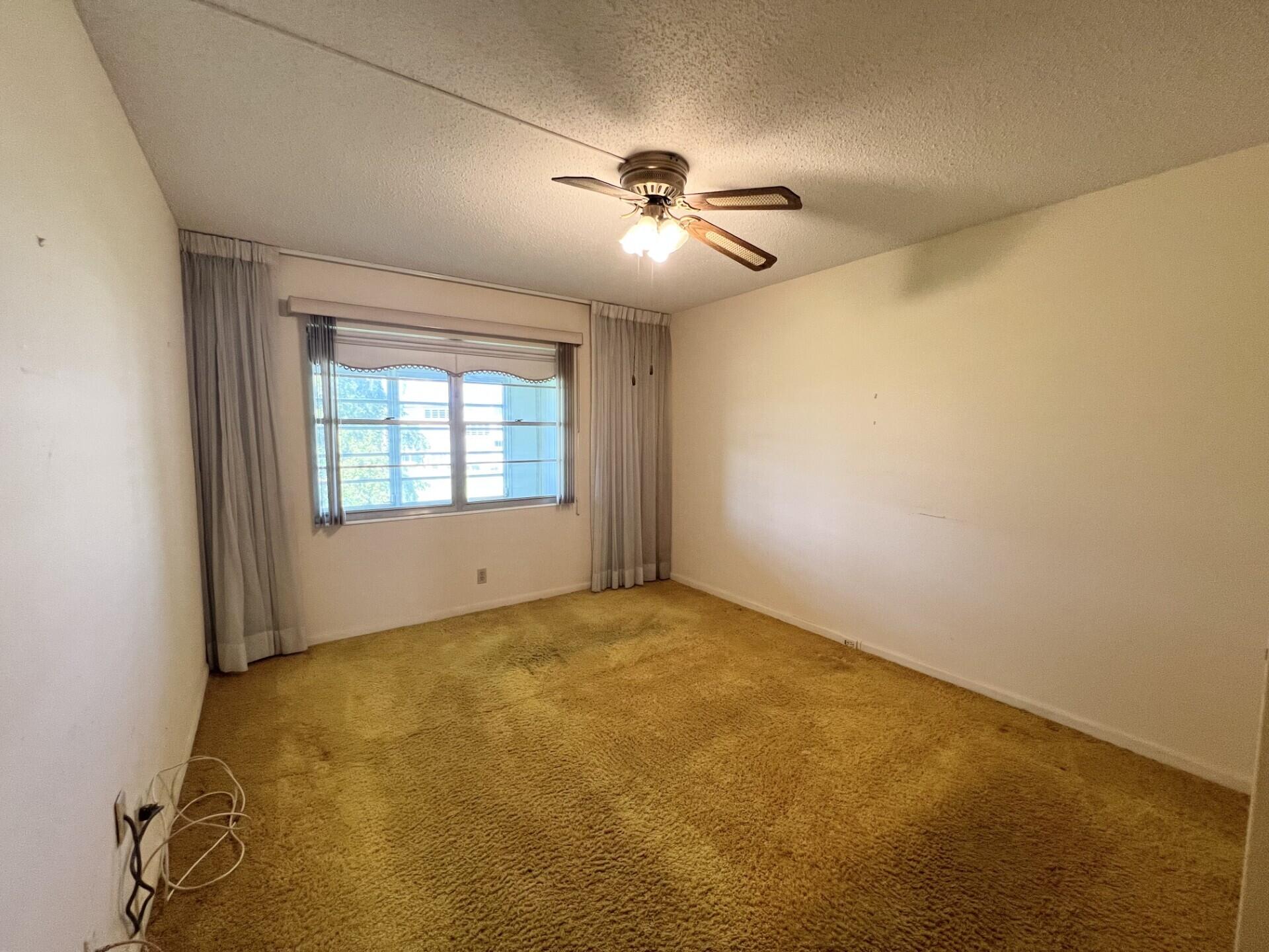 GRANTHAM F CONDO - Residential
