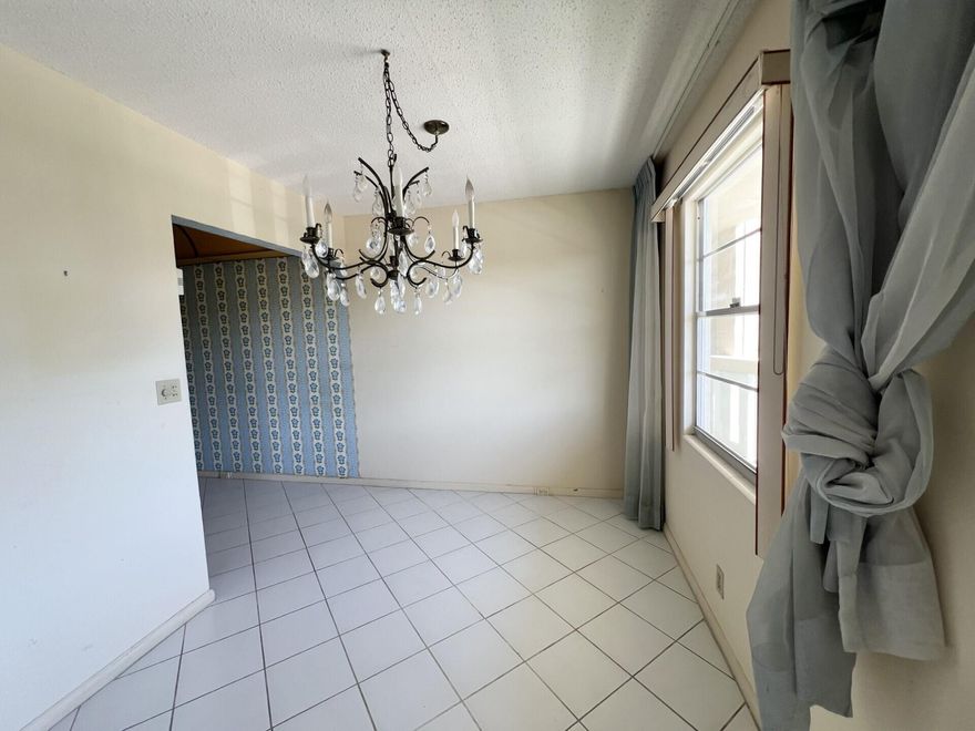 Make an OFFER! Highly desirable location  and close to the Grantham pool.  Century Village has resort style amenities to include a clubhouse, pickleball, pools, restaurant, tennis, clubs, games, courtesy shuttle and so much more.  Association claims 55+