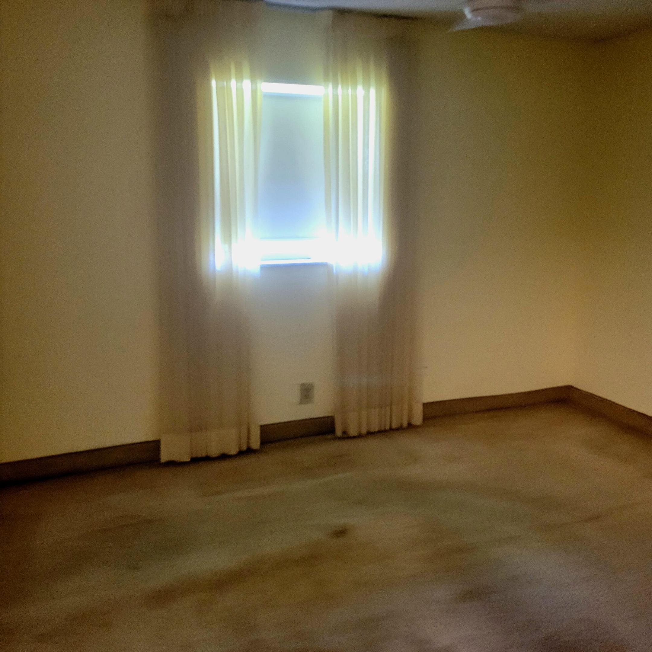725 SW 18th Court