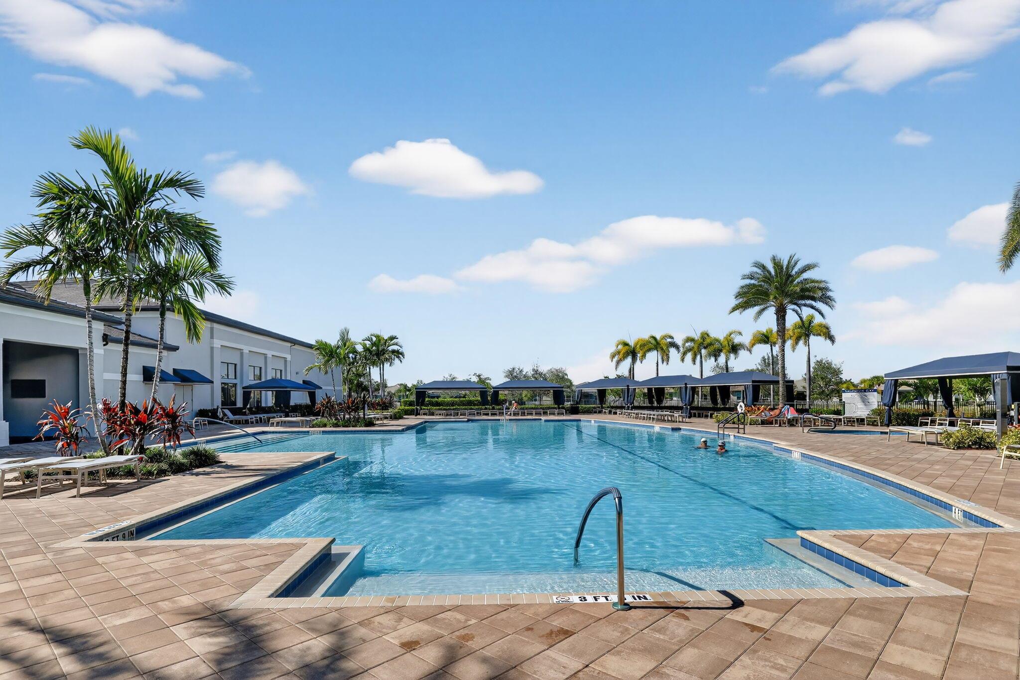 Valencia Cay - Residential