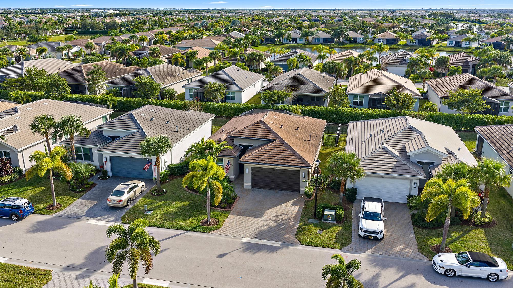 Valencia Cay - Residential
