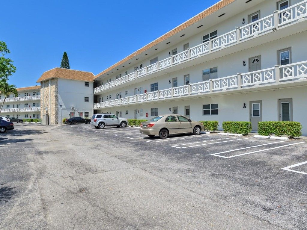 Photo of 3506 NW 49th Avenue #416, Lauderdale Lakes, FL 33319 (MLS # F10502566)