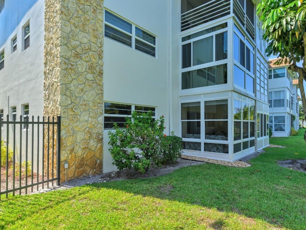 Photo of 3506 NW 49th Avenue #416, Lauderdale Lakes, FL 33319 (MLS # F10502566)
