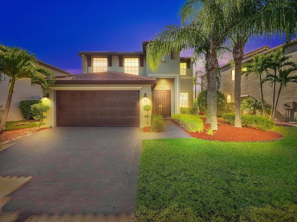 Photo of 11794 SW Bennington Circle, Port Saint Lucie, FL 34987 (MLS # R10708745)