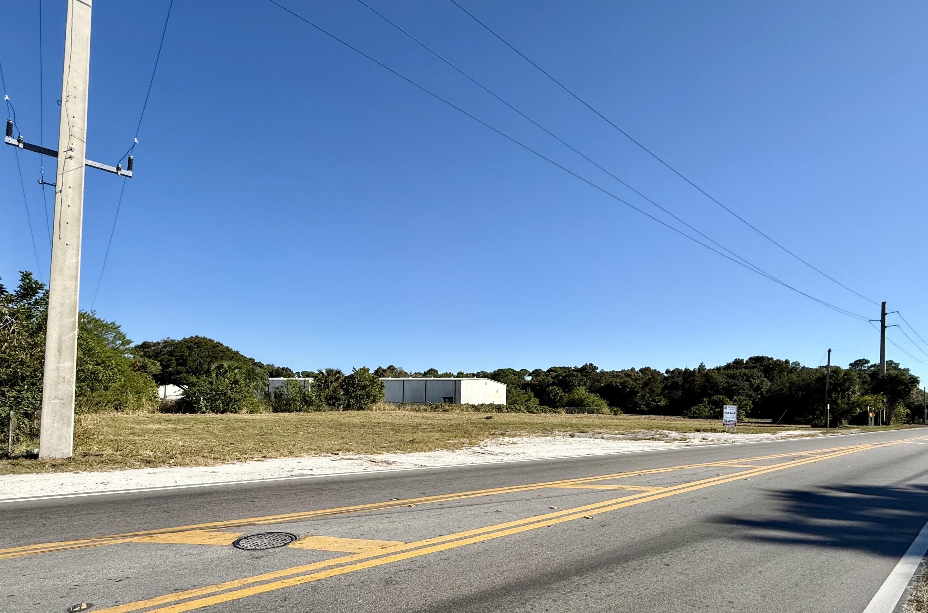 3112 Oleander Avenue