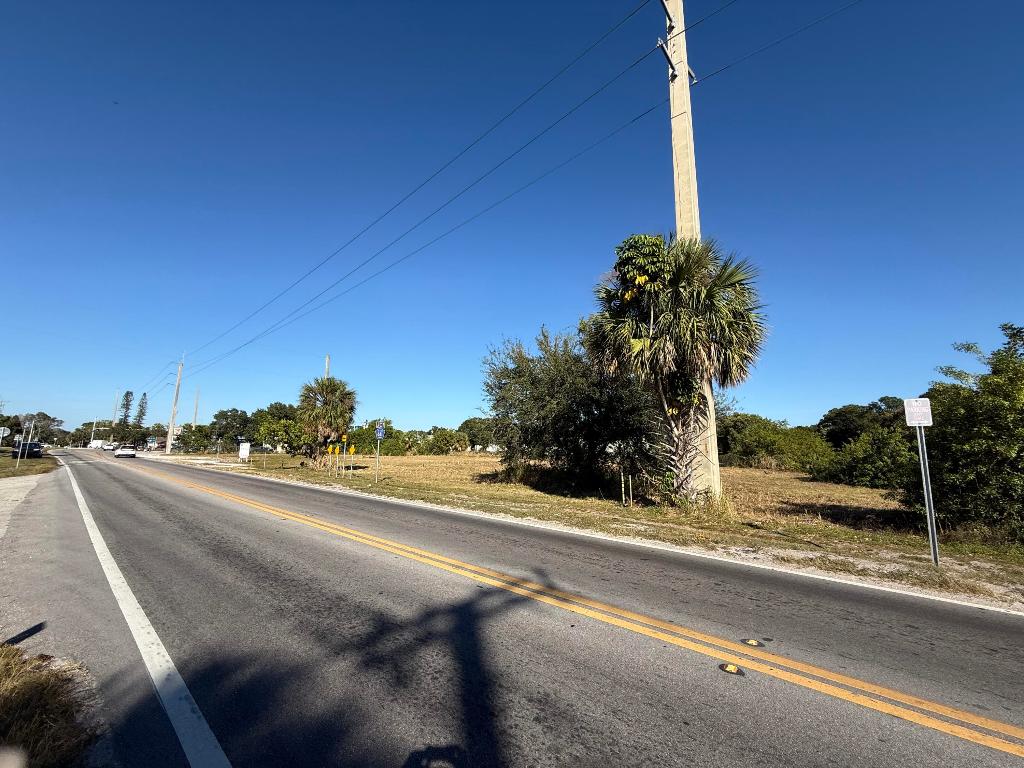 MARAVILLA GARDENS SUBDIVISION UNIT 3 - Land