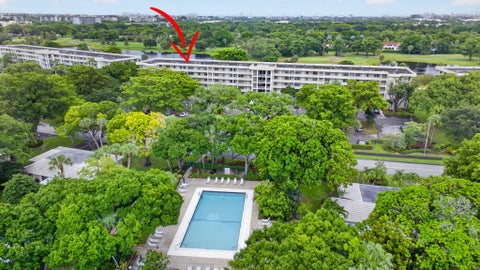 Tiny photo for 806 Cypress Boulevard #209, Pompano Beach, FL 33069 (MLS # B26049688)