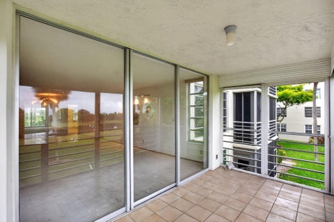 Tiny photo for 806 Cypress Boulevard #209, Pompano Beach, FL 33069 (MLS # B26049688)