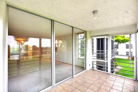 Tiny photo for 806 Cypress Boulevard #209, Pompano Beach, FL 33069 (MLS # B26049688)