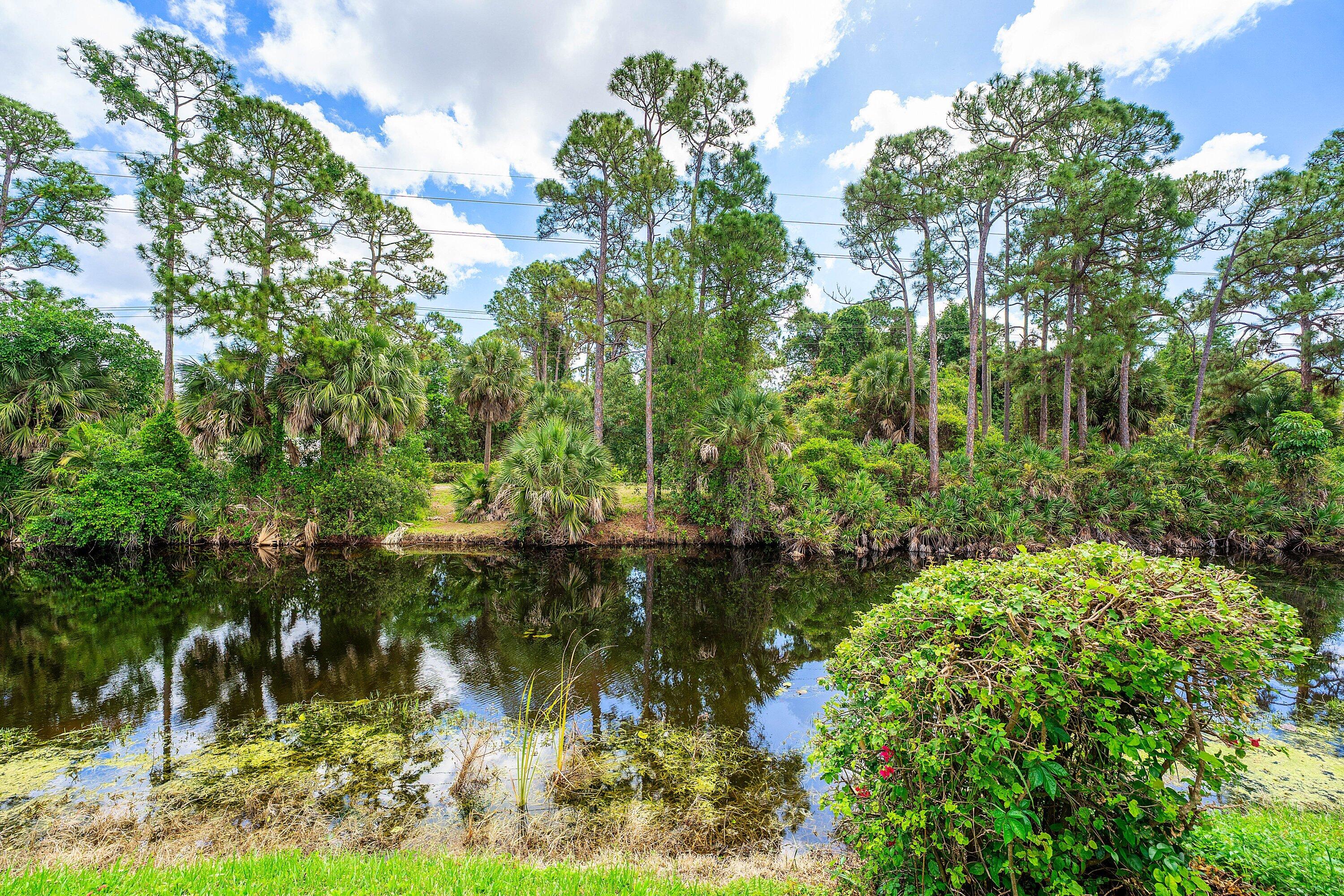 HIDDEN HOLLOW - Residential