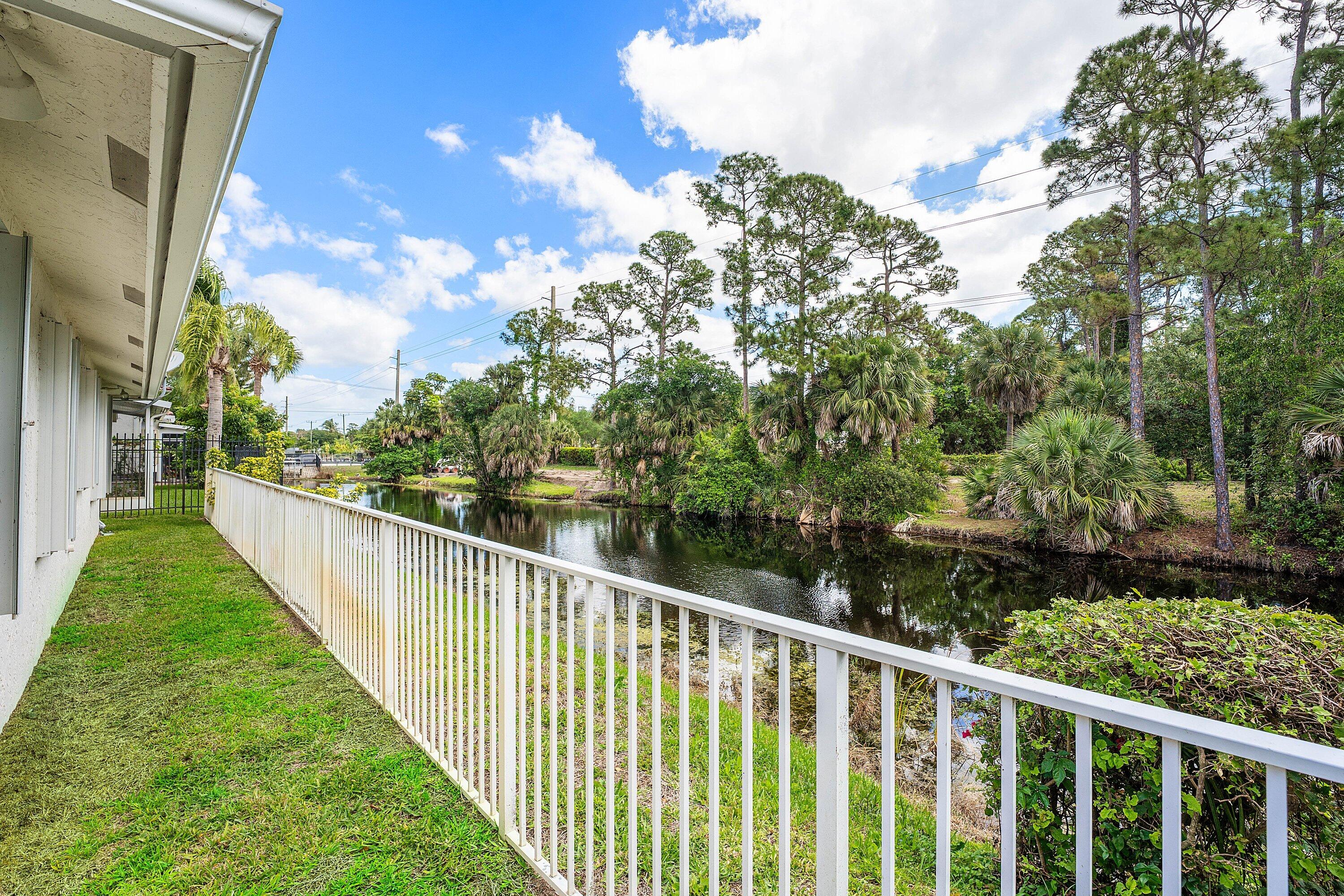 HIDDEN HOLLOW - Residential