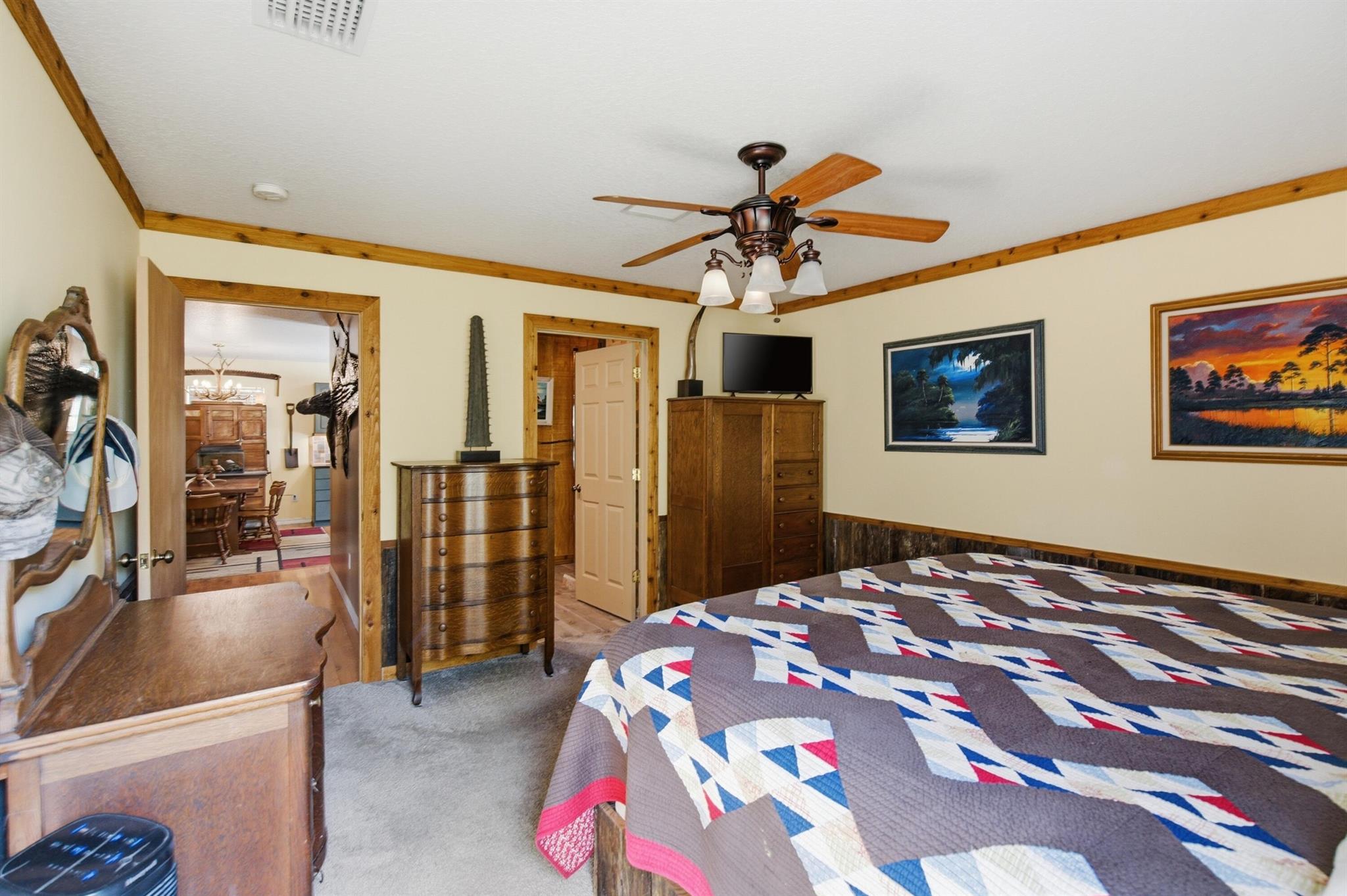 VERO LAKE ESTATES UNIT H- - Residential