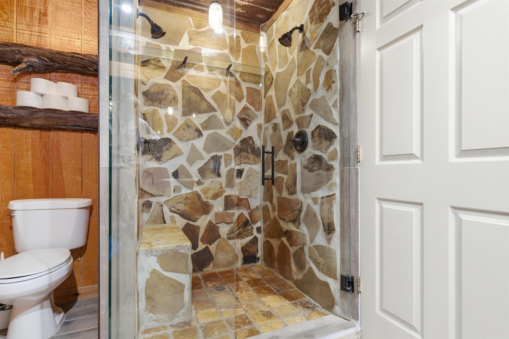 VERO LAKE ESTATES UNIT H- - Residential