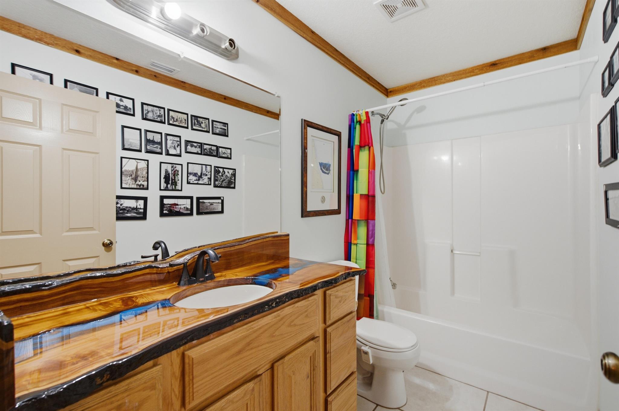 VERO LAKE ESTATES UNIT H- - Residential