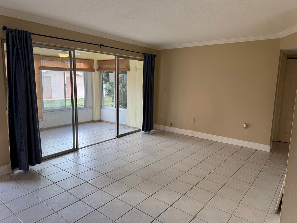 Photo of 12346 Alternate A1a K7 S #K7, Palm Beach Gardens, FL 33408 (MLS # R11045894)