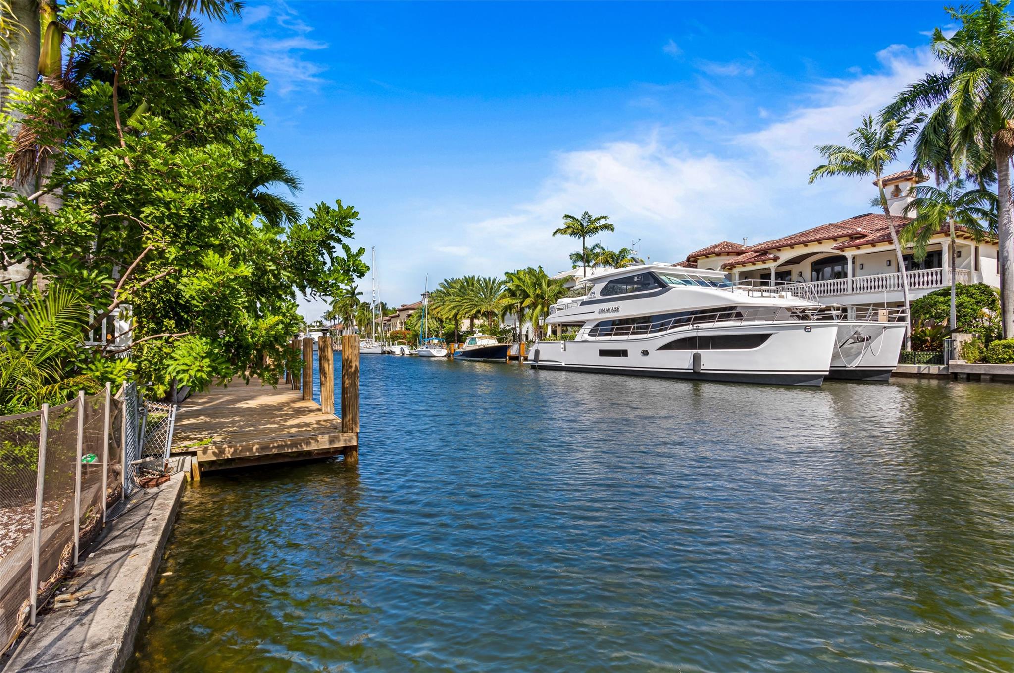 CORAL ISLES - Residential