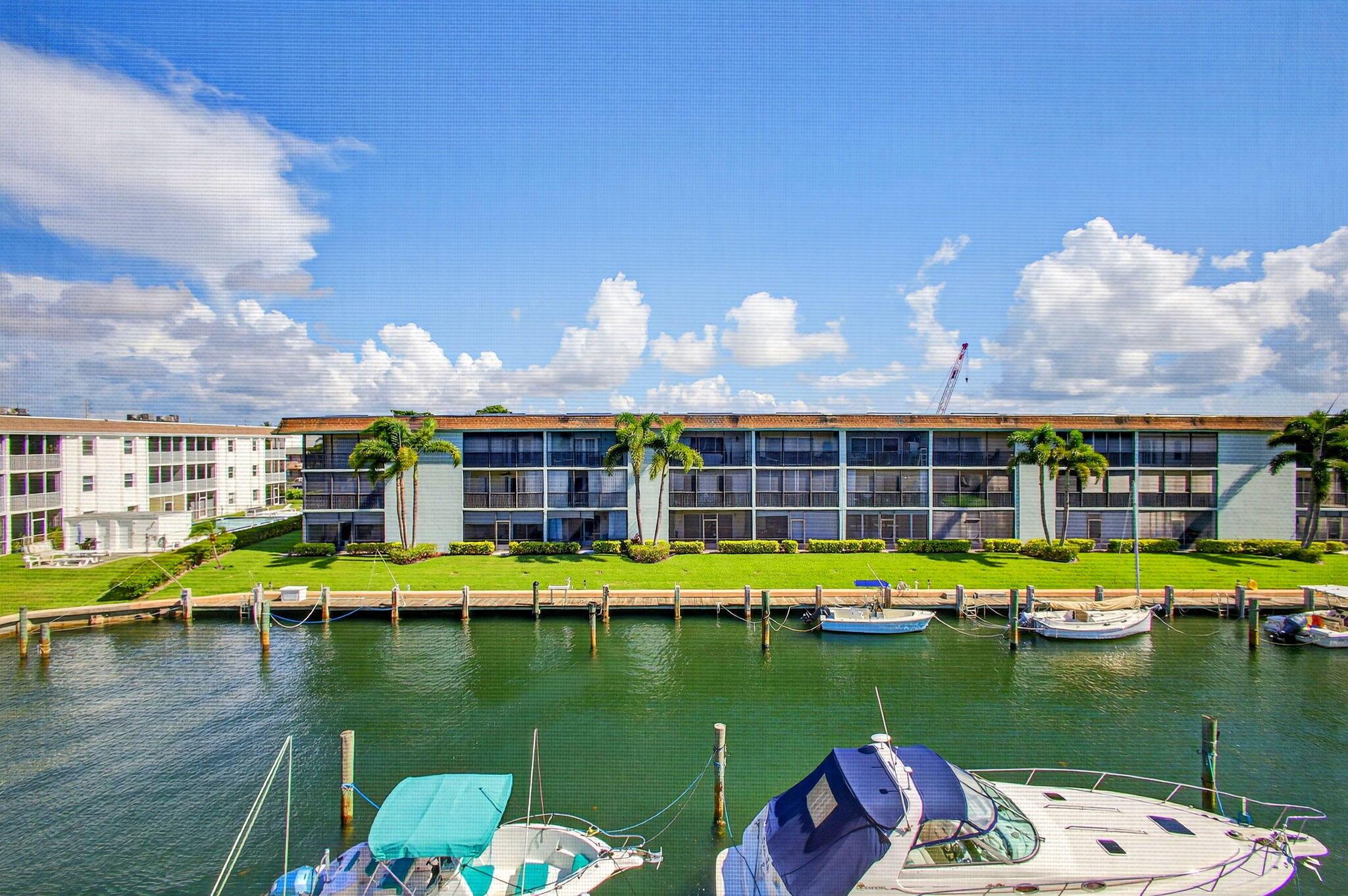 LAKE COLONY APTS THREE IN - Residential