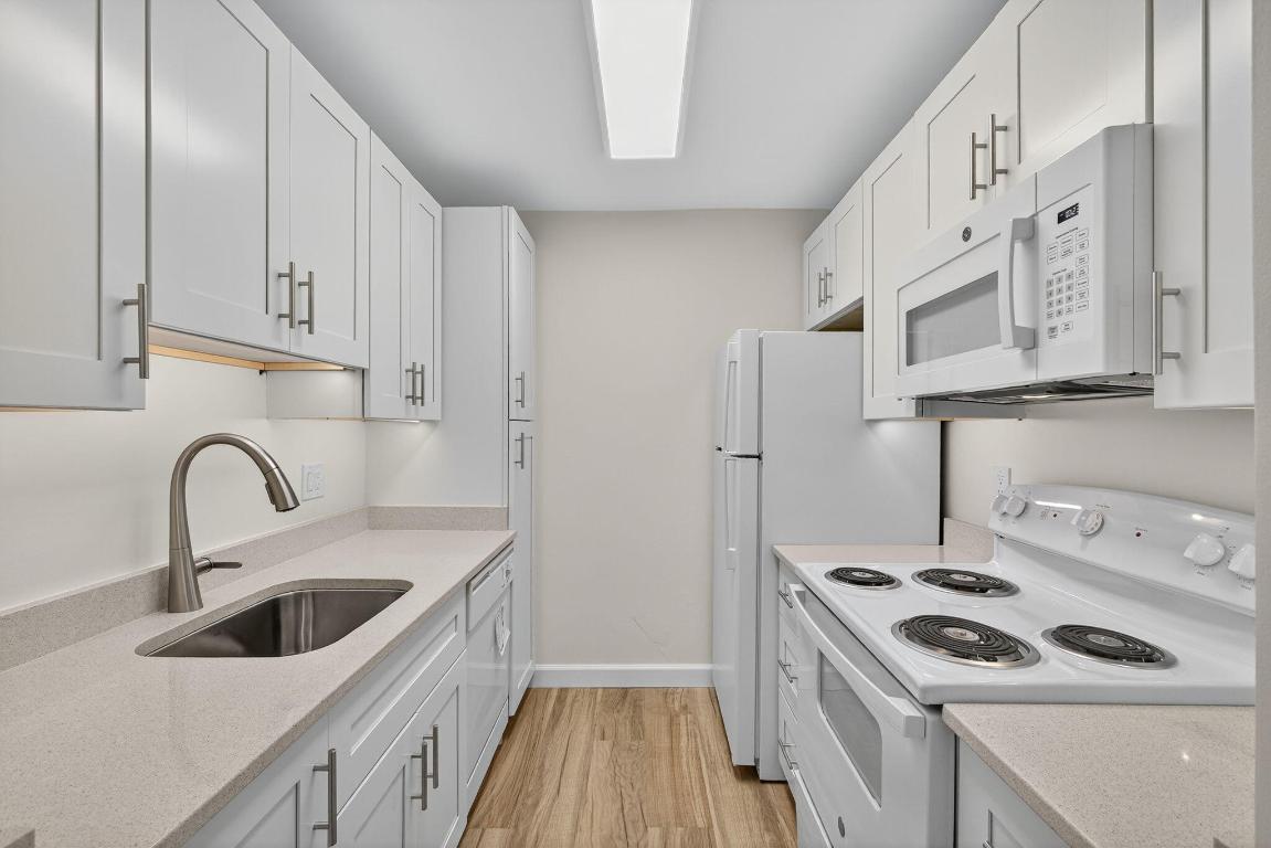 LAKE COLONY APTS THREE INC - Residential