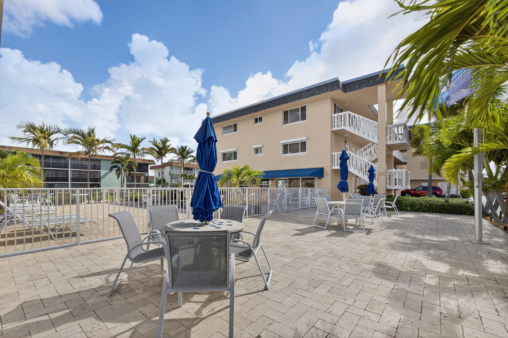 LAKE COLONY APTS THREE IN - Residential