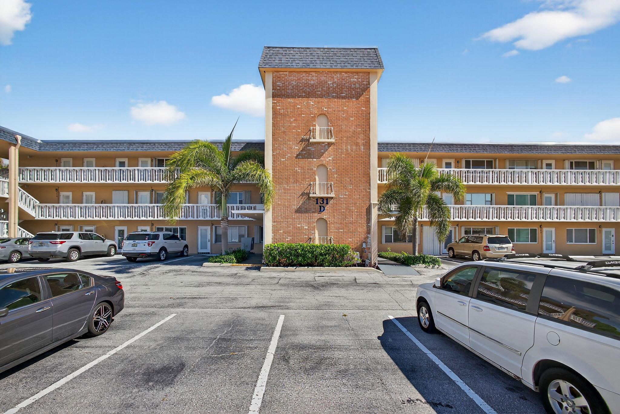 LAKE COLONY APTS THREE IN - Residential