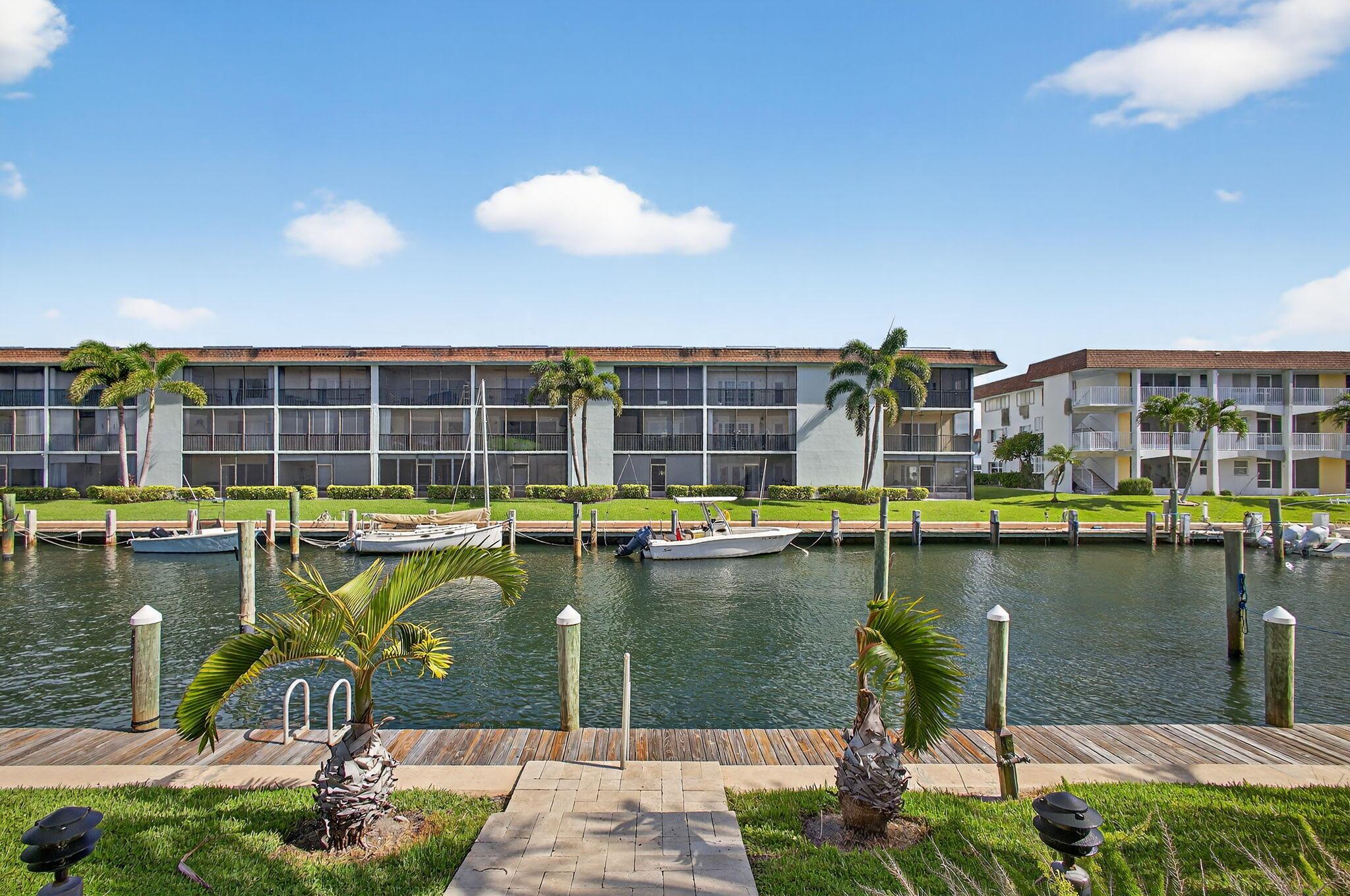 LAKE COLONY APTS THREE IN - Residential