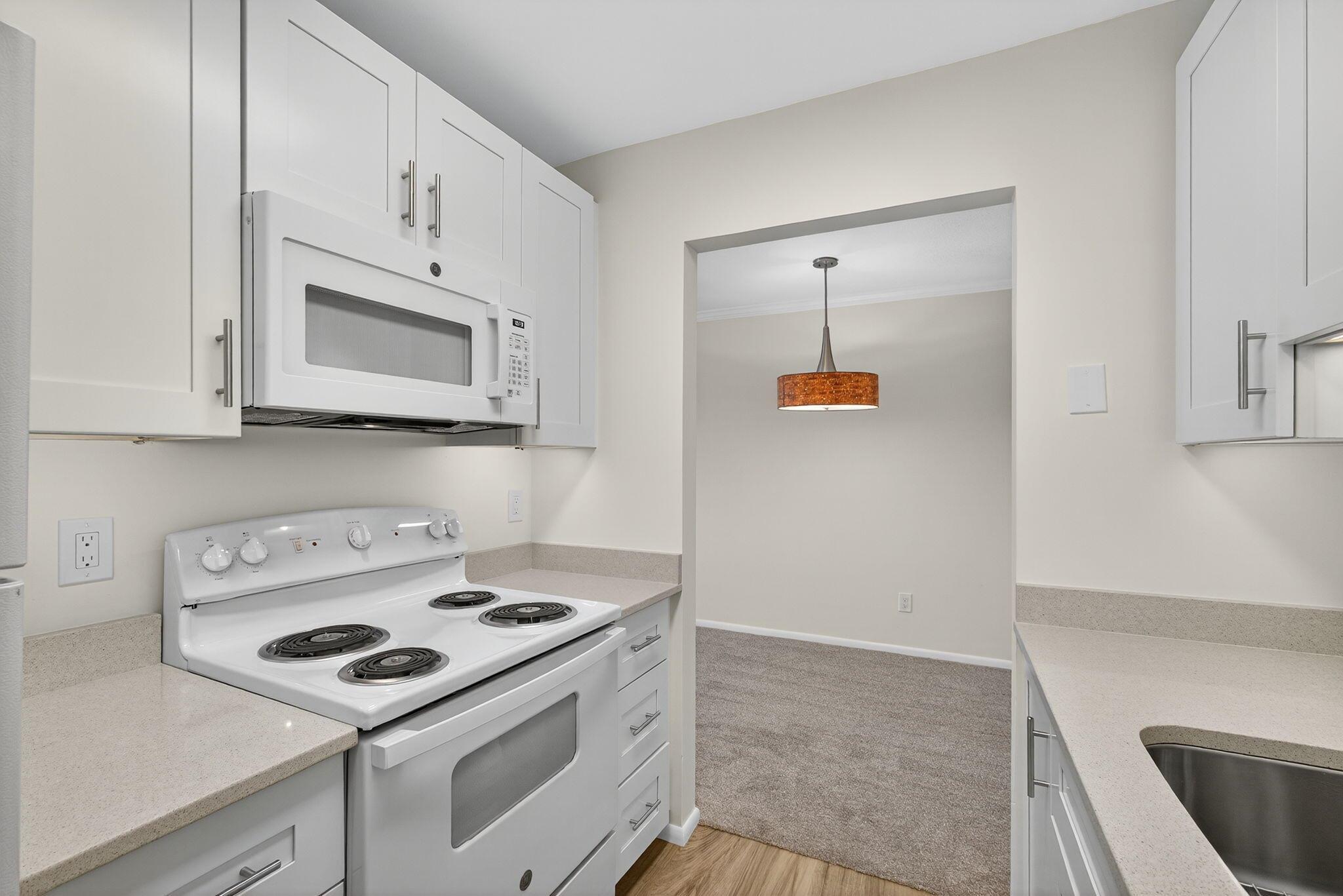 LAKE COLONY APTS THREE IN - Residential