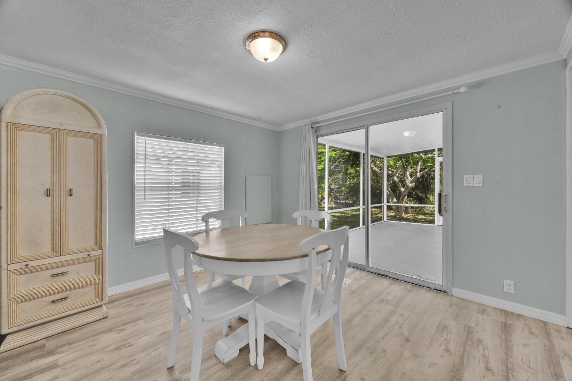 Spanish Lakes Riverfront - Residential