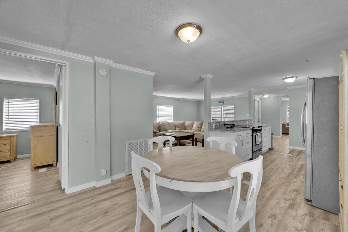 Spanish Lakes Riverfront - Residential