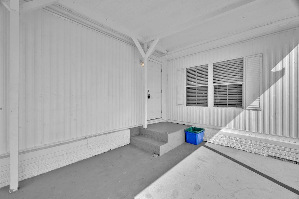 Spanish Lakes Riverfront - Residential