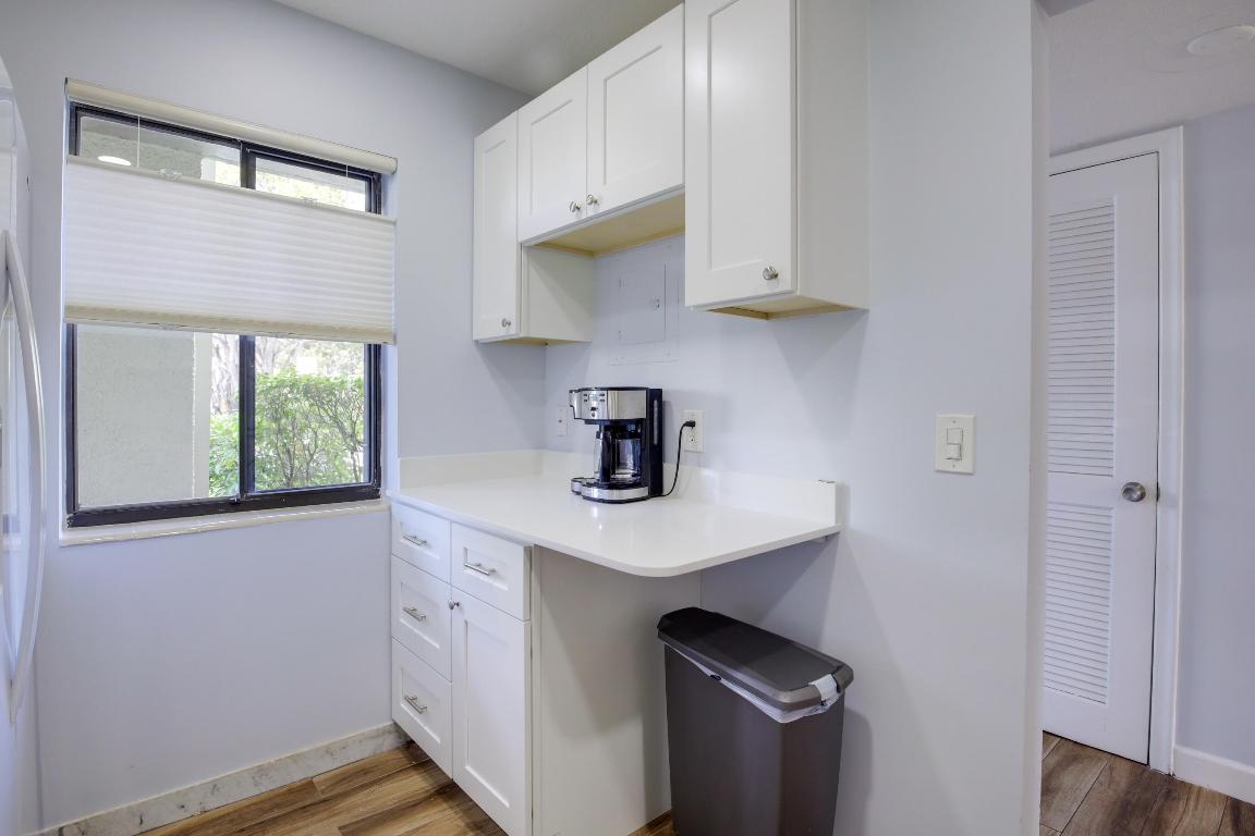 FOUNTAINS OF PALM BEACH CONDO 7 - Residential