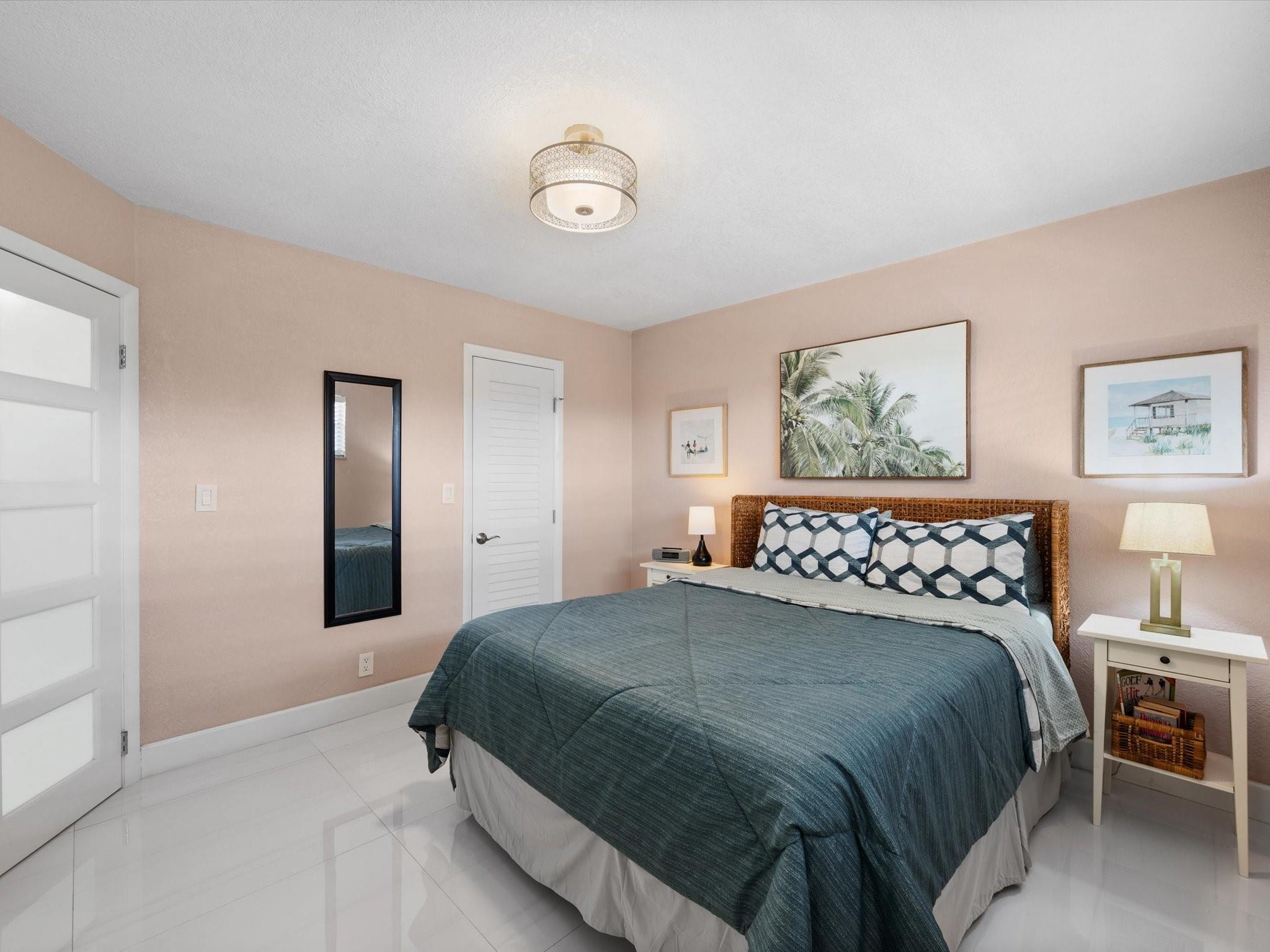 HOLLYBROOK - Residential