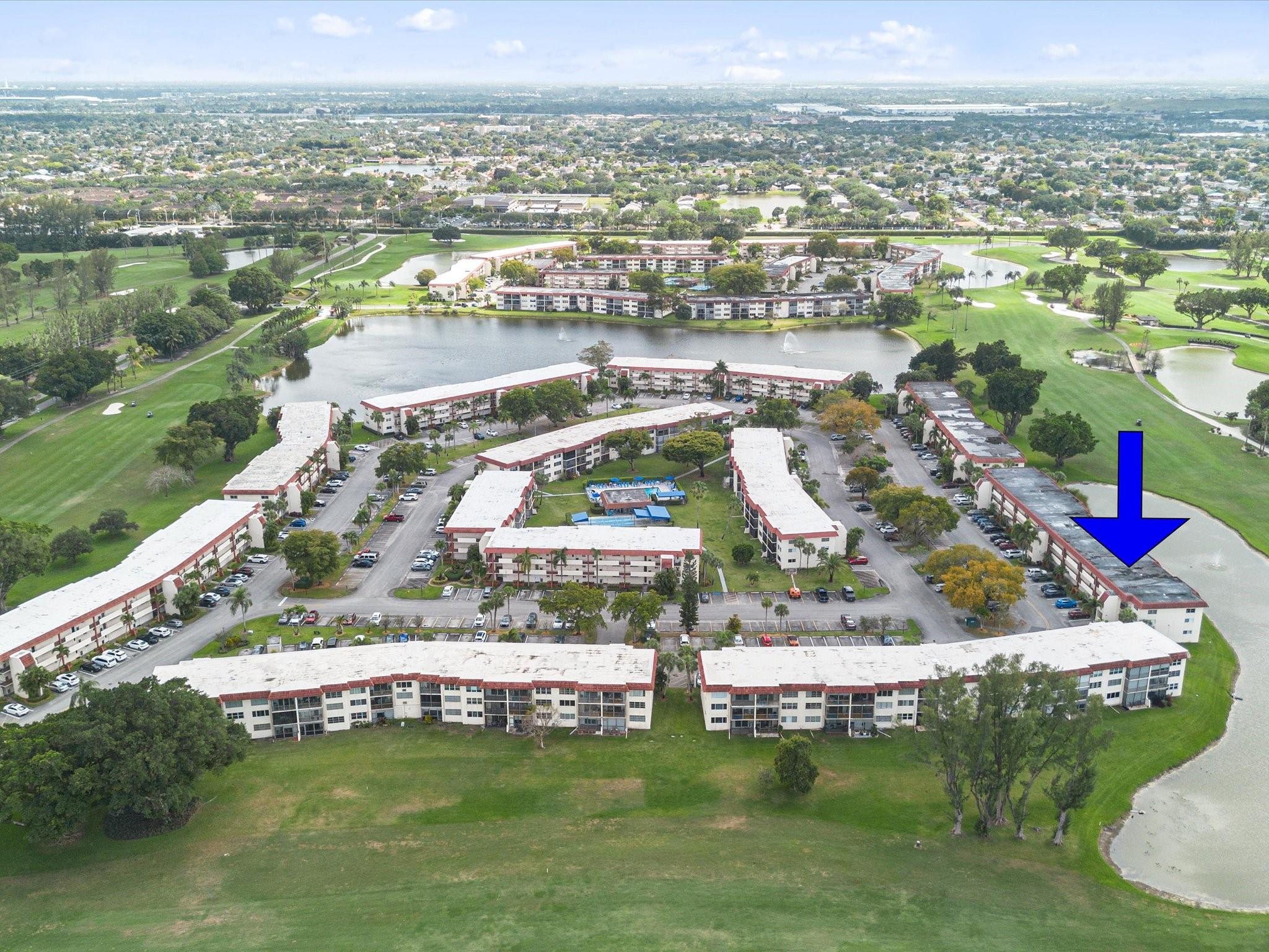 HOLLYBROOK - Residential