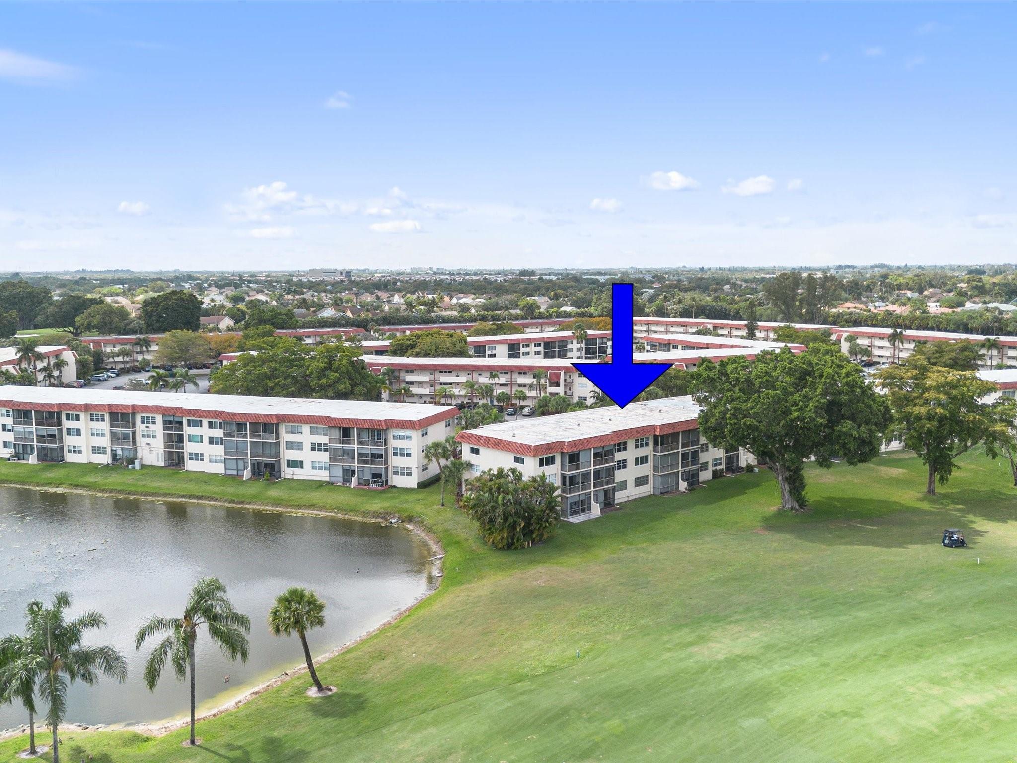 HOLLYBROOK - Residential