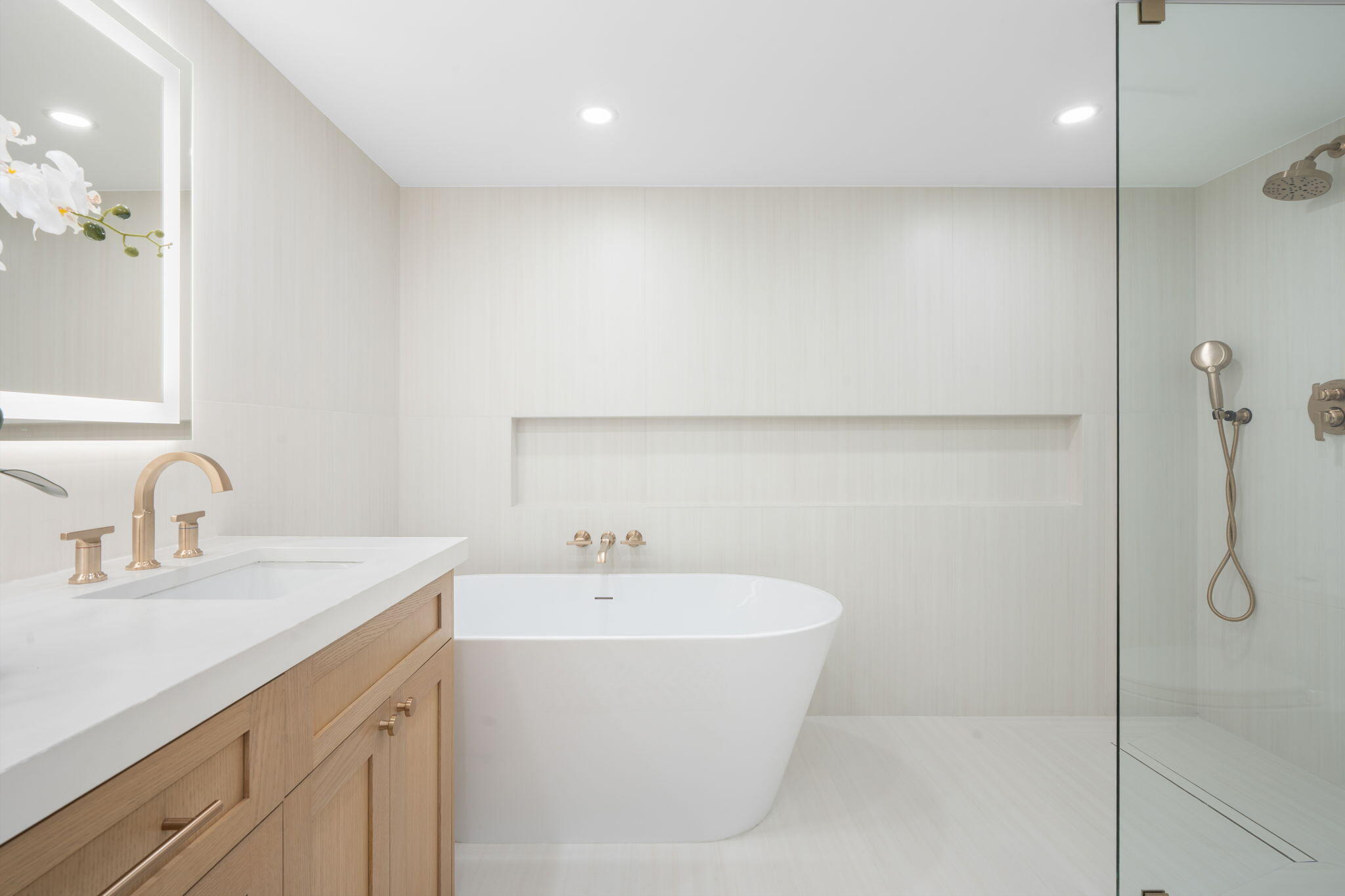 SYMPHONY NORTH CONDO - Residential