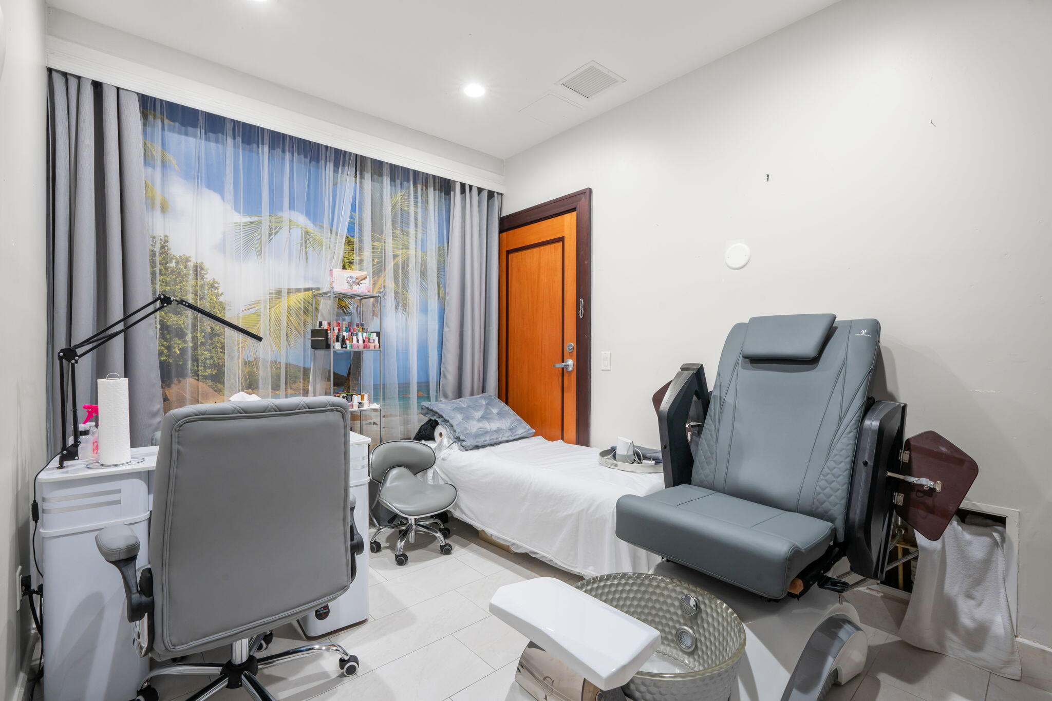 SYMPHONY NORTH CONDO - Residential