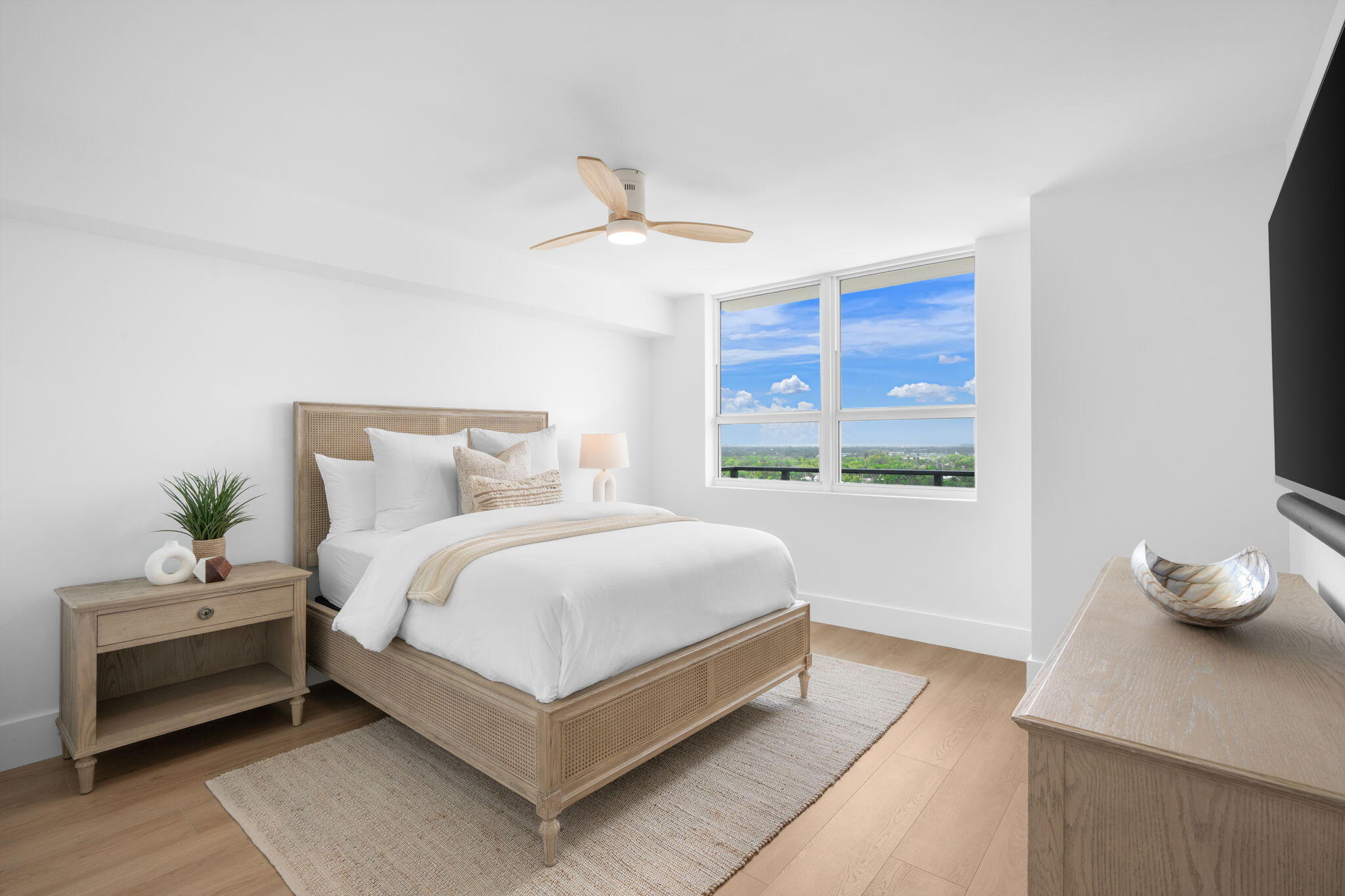 SYMPHONY NORTH CONDO - Residential