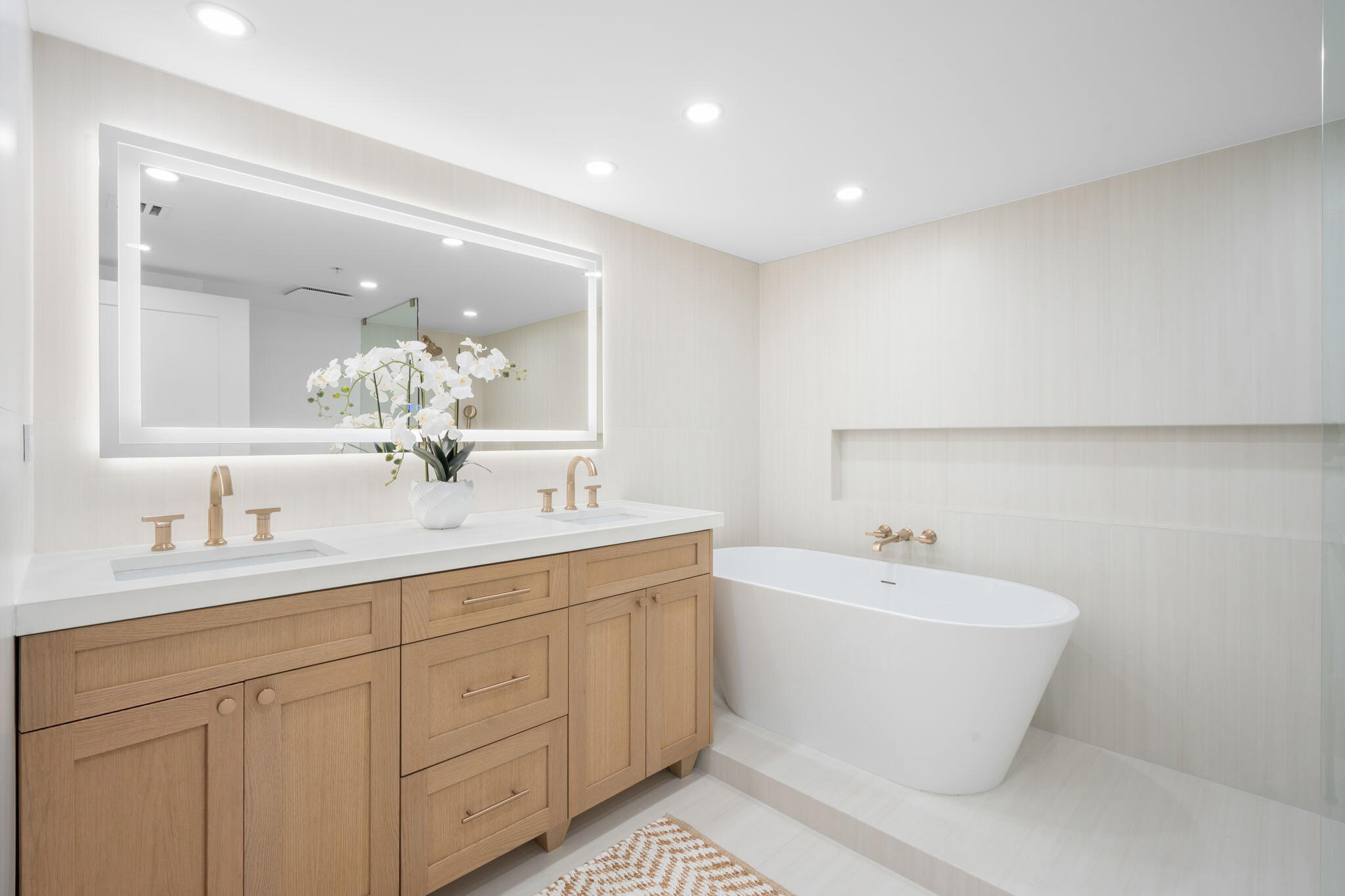 SYMPHONY NORTH CONDO - Residential