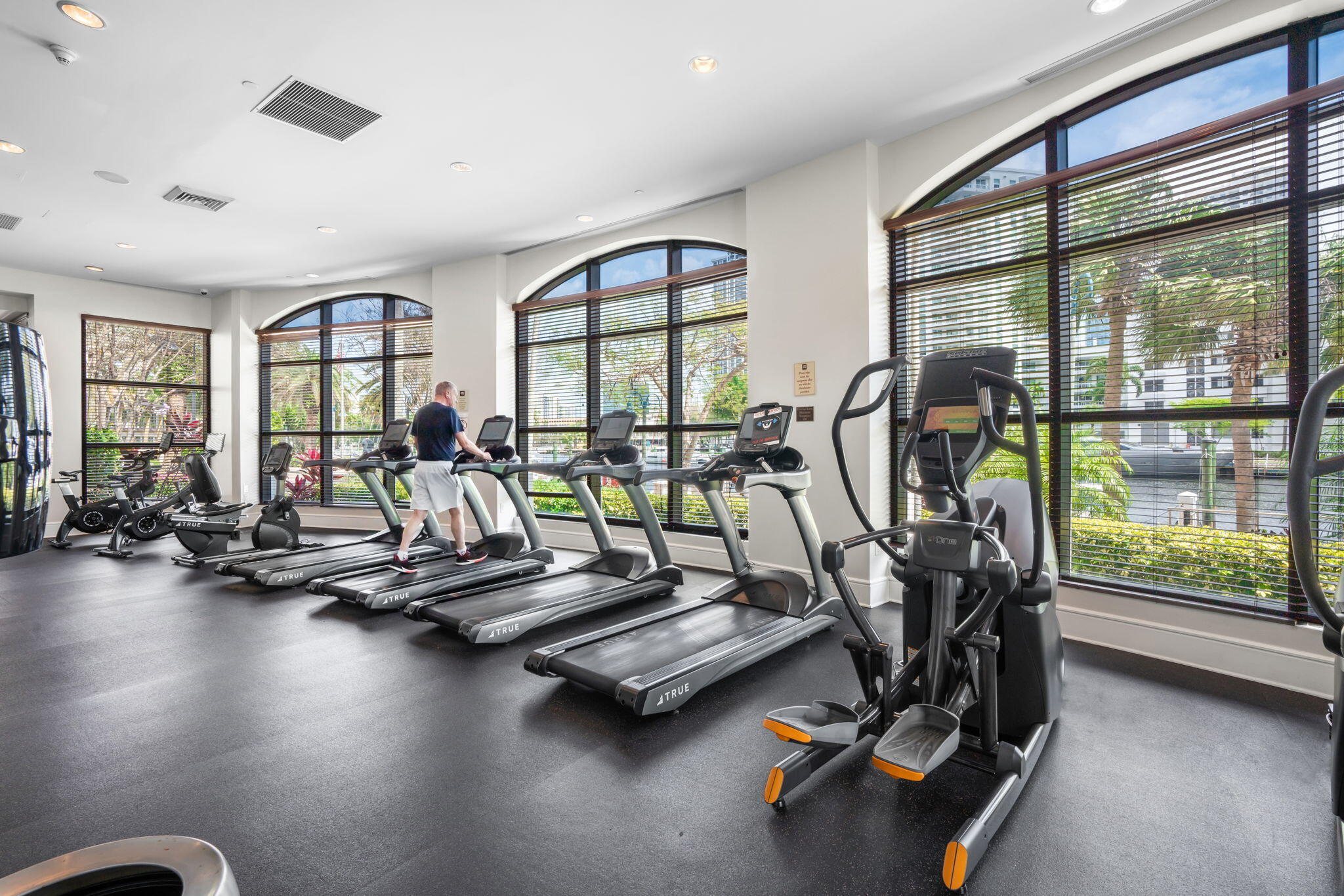 SYMPHONY NORTH CONDO - Residential