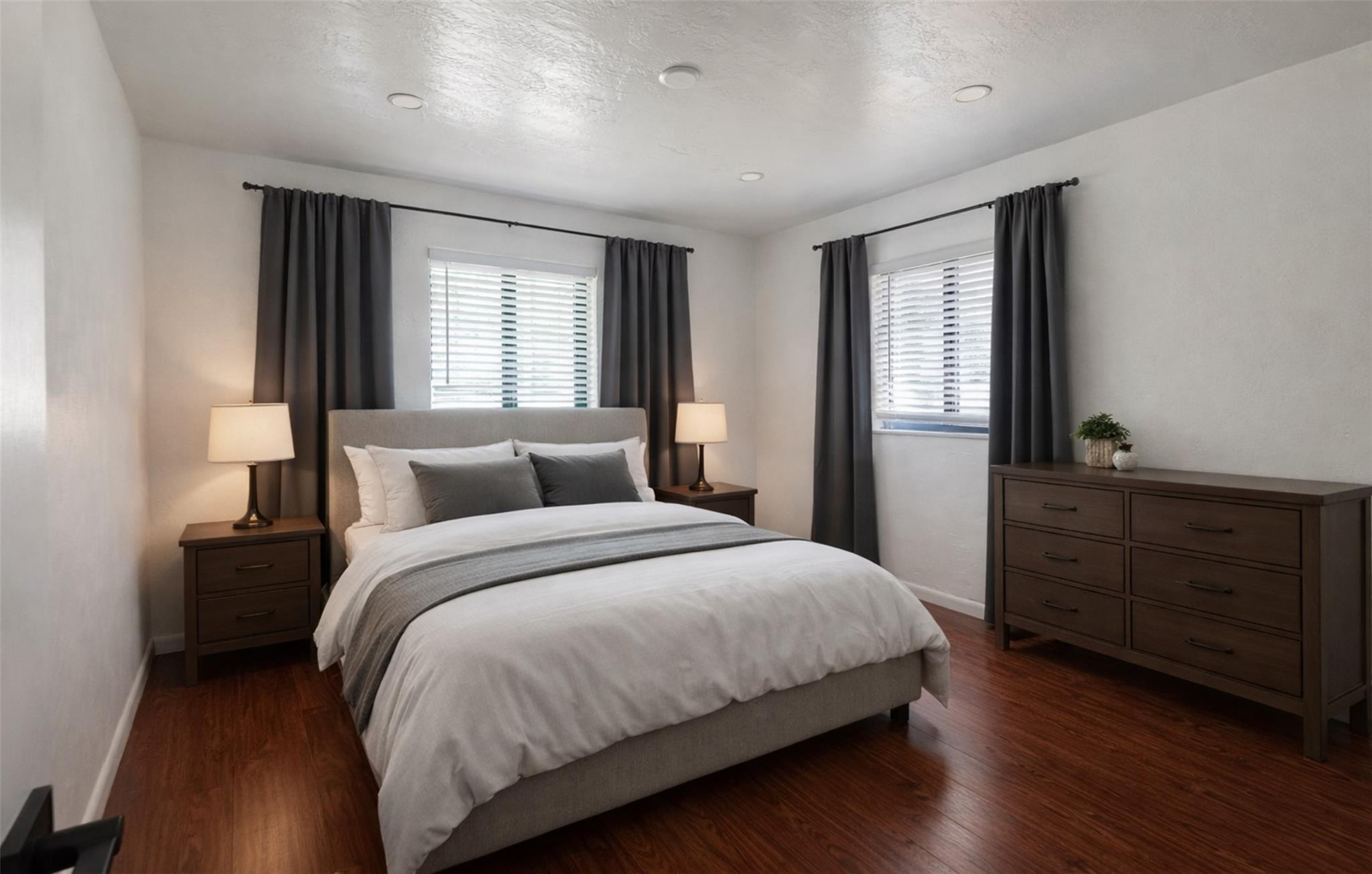 Miramar Park 38-35 B - Residential Lease