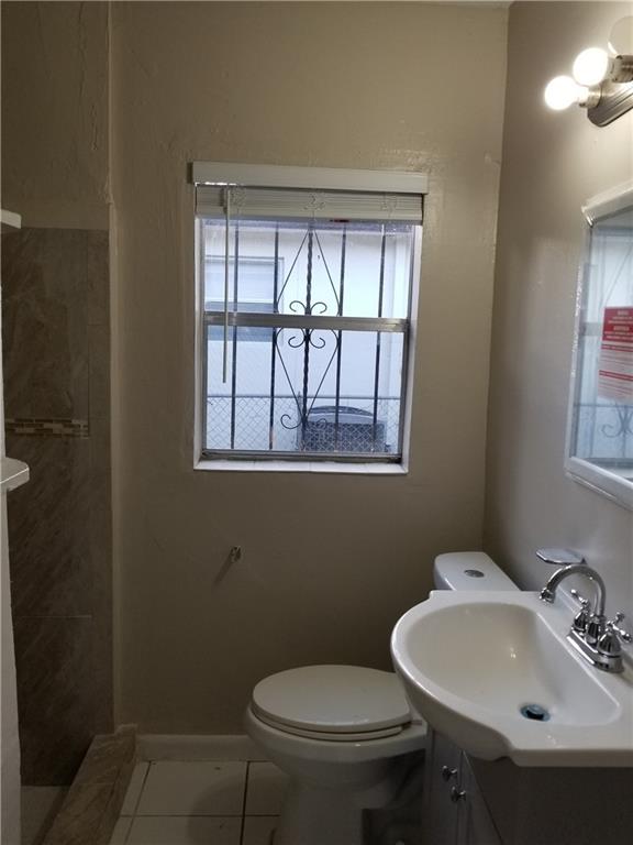 Arch Creek Estates - Residential Lease