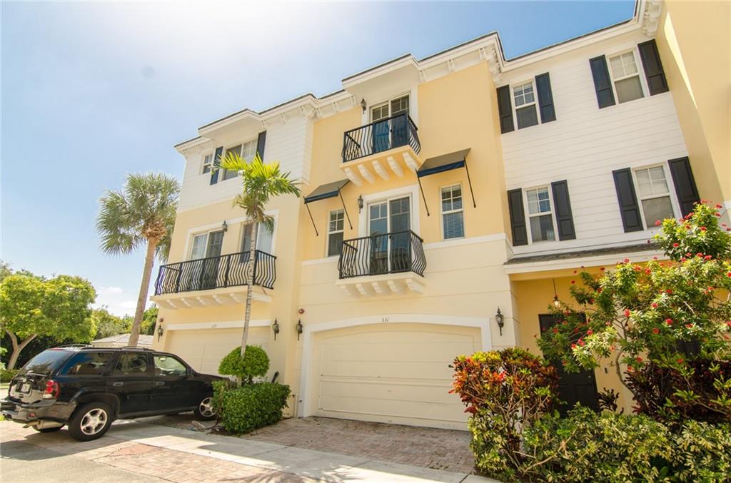 VISTAZO AT BOCA RATON - Residential