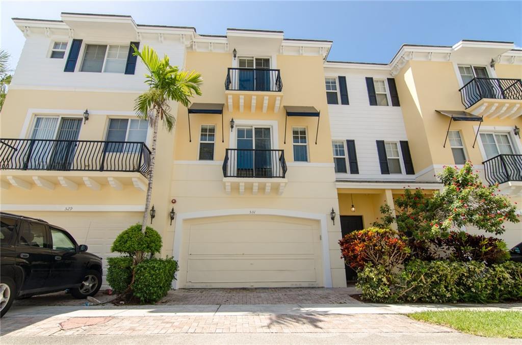 VISTAZO AT BOCA RATON - Residential
