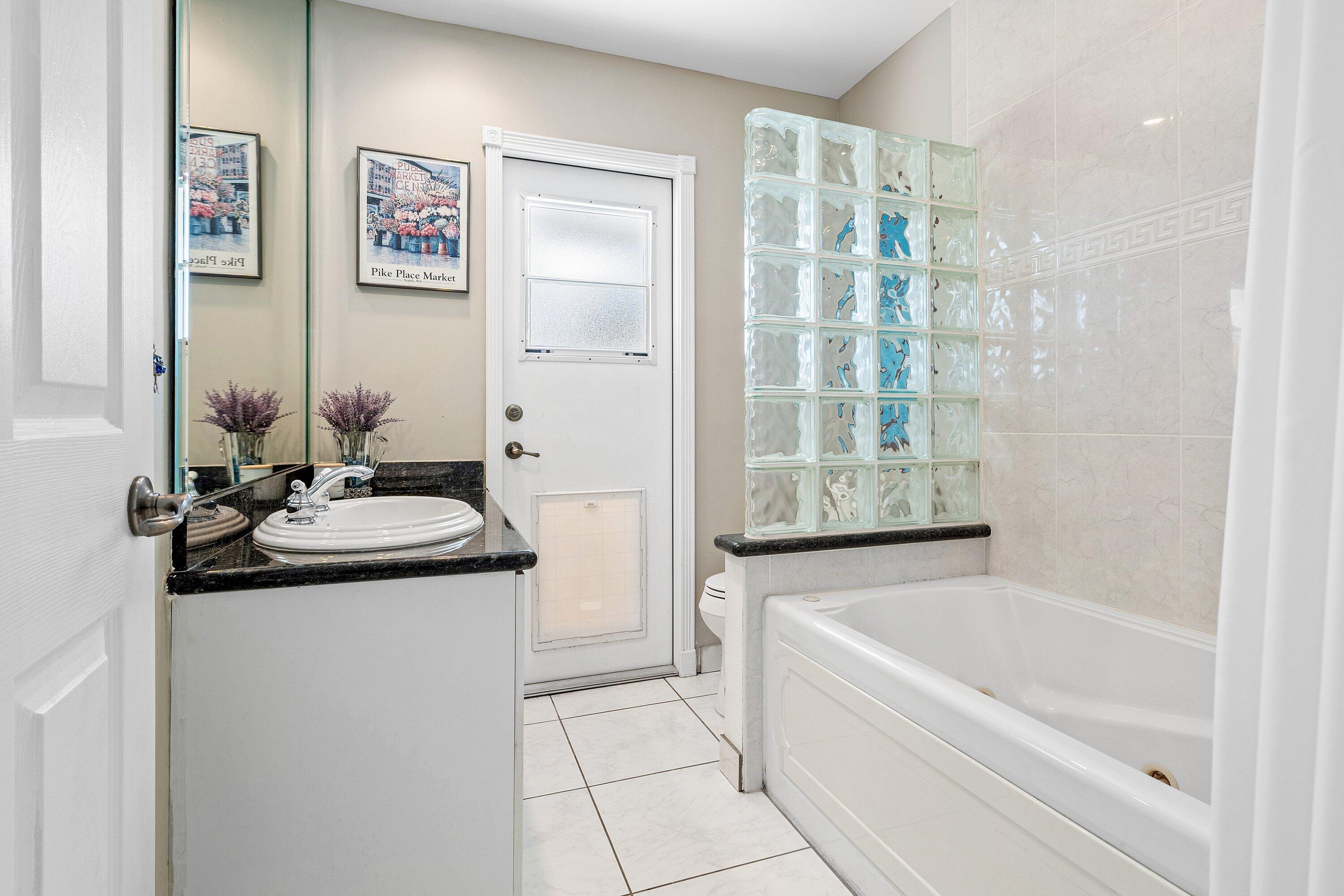 ROYAL OAK HILLS 2ND SEC - Residential