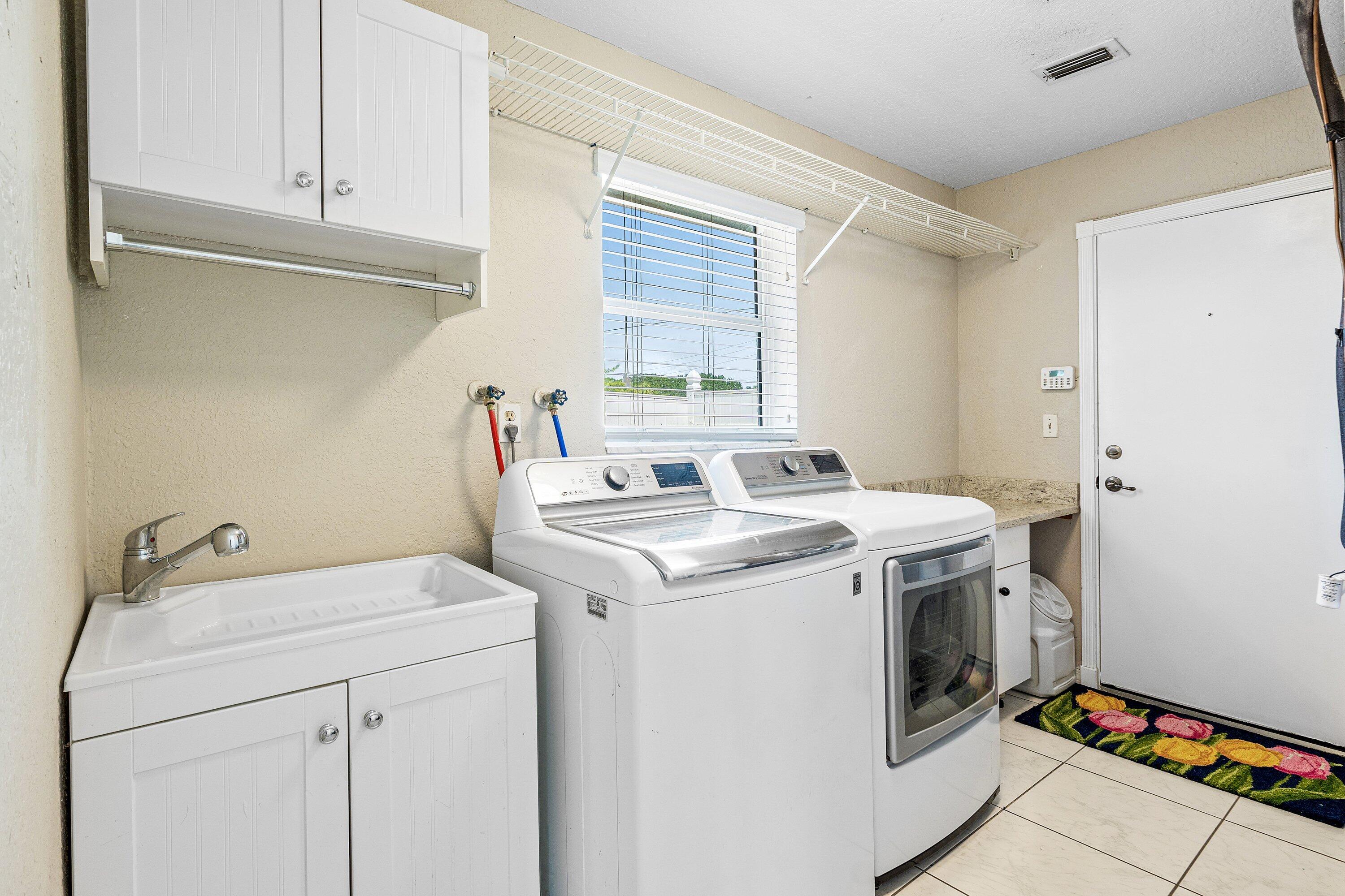 ROYAL OAK HILLS 2ND SEC - Residential